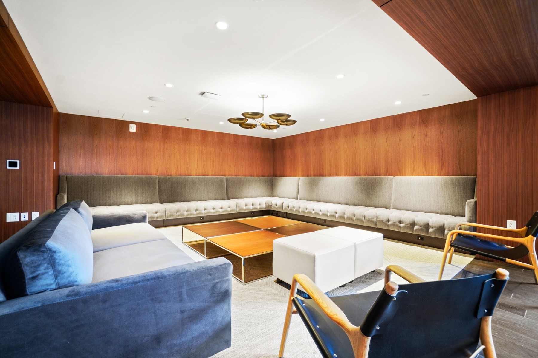 133 Seaport Boulevard # 1215 Property Photo 22