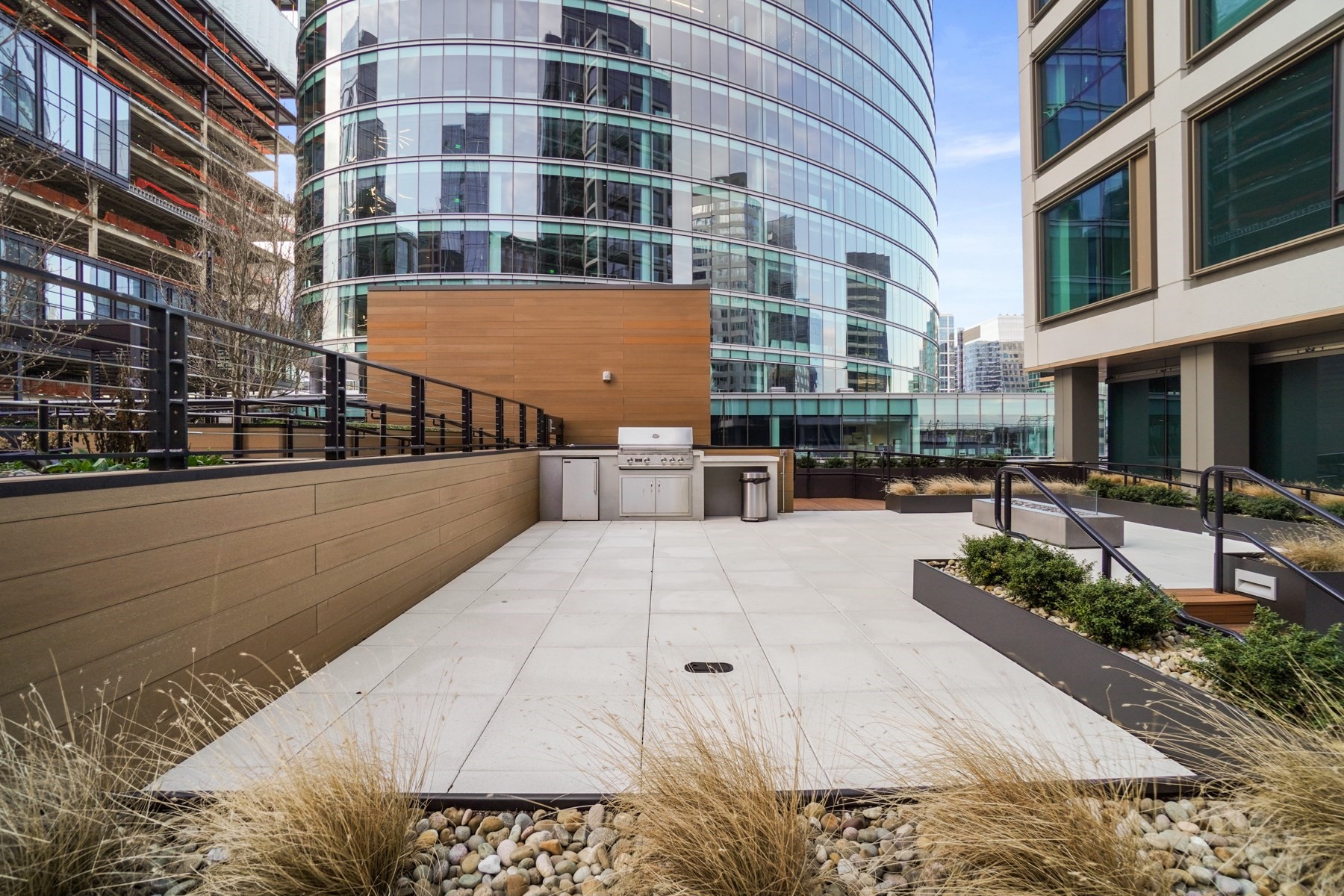 133 Seaport Boulevard # 1215 Property Photo 29