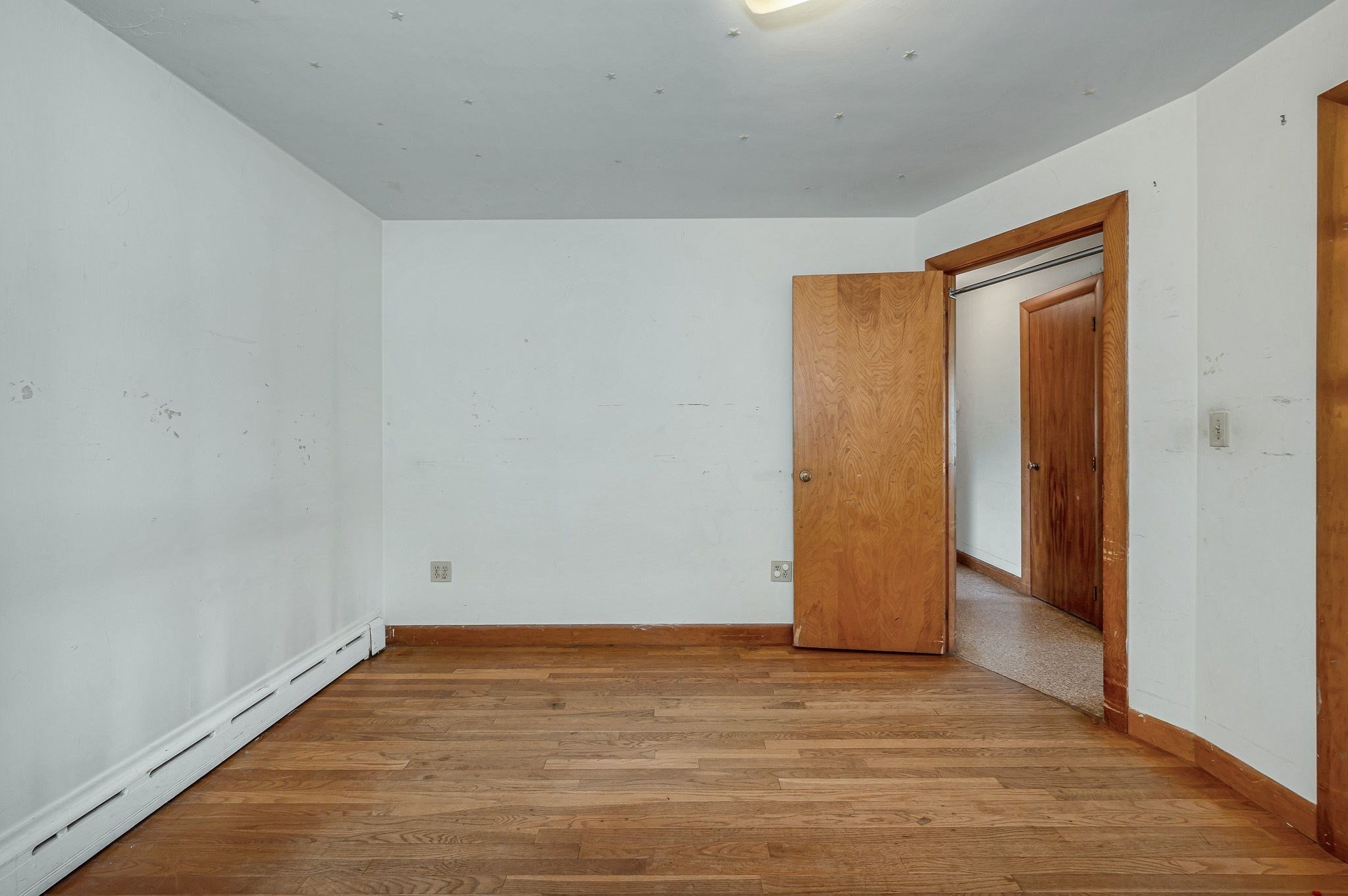 129 Forest St Property Photo 20