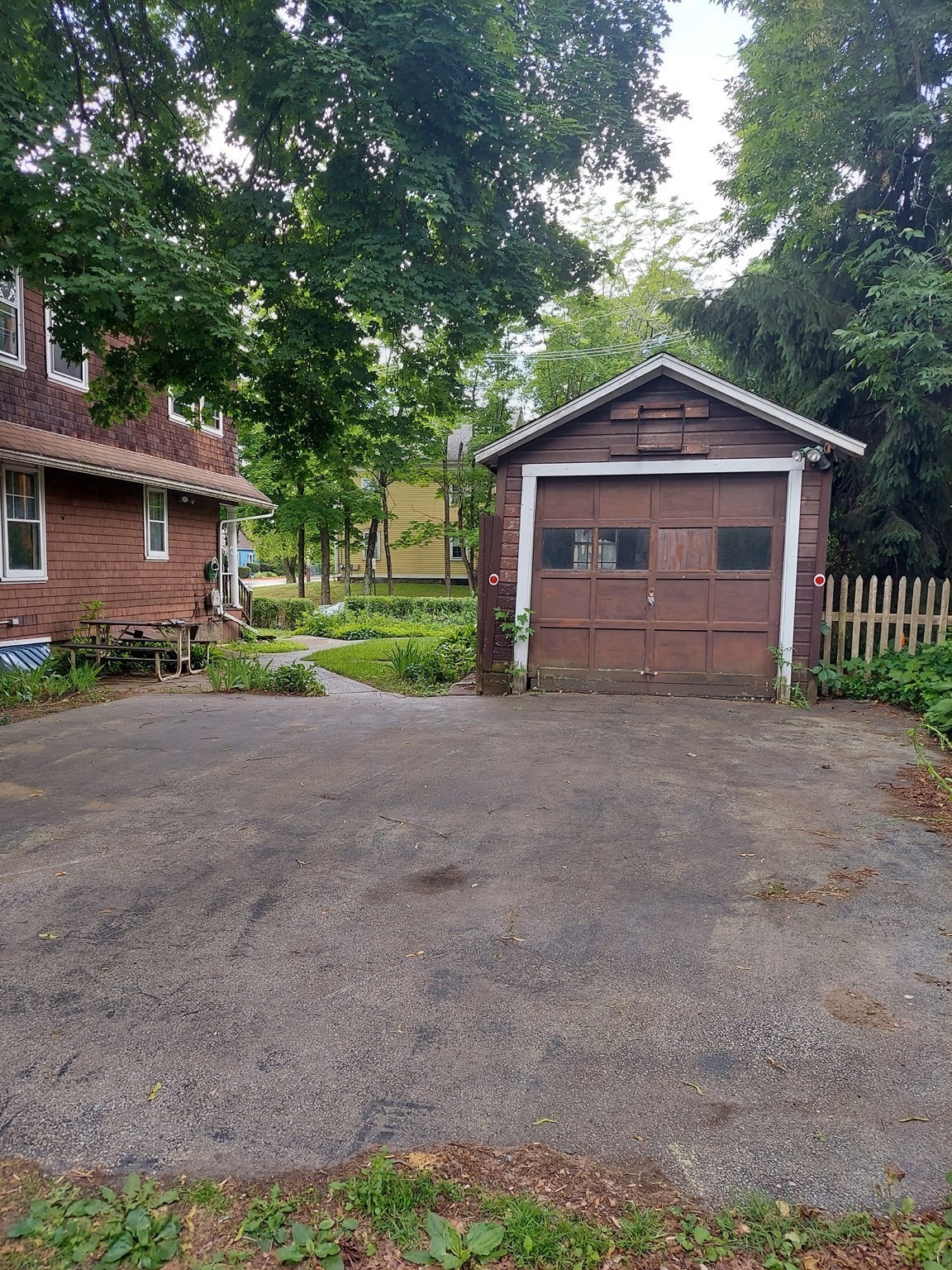 51 River Street Property Photo 39