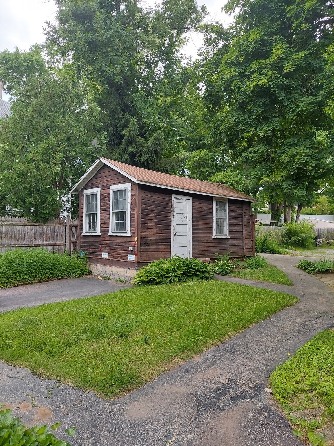 51 River Street Property Photo 41