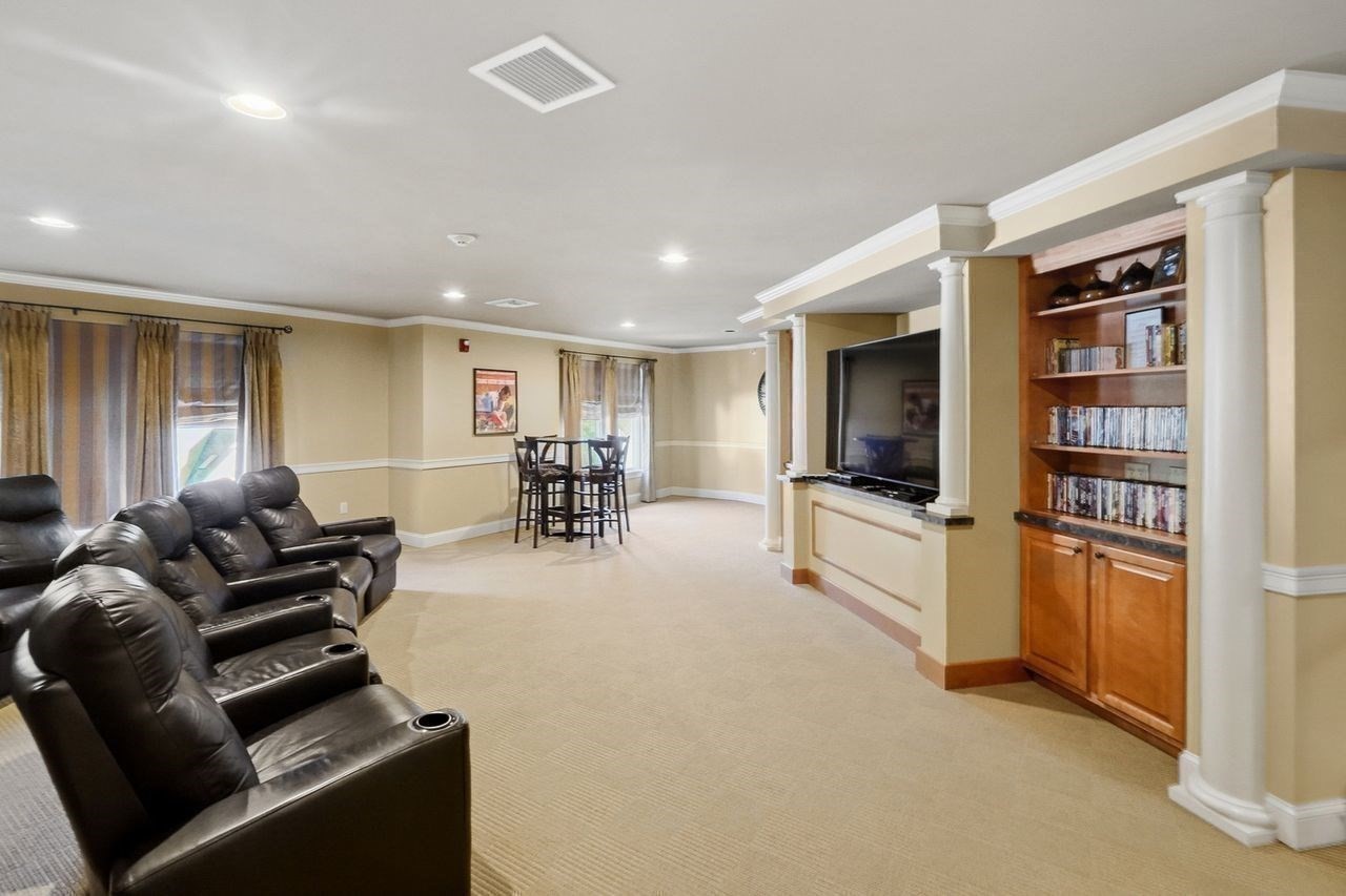 7 Crescent Way # 101 Property Photo 31