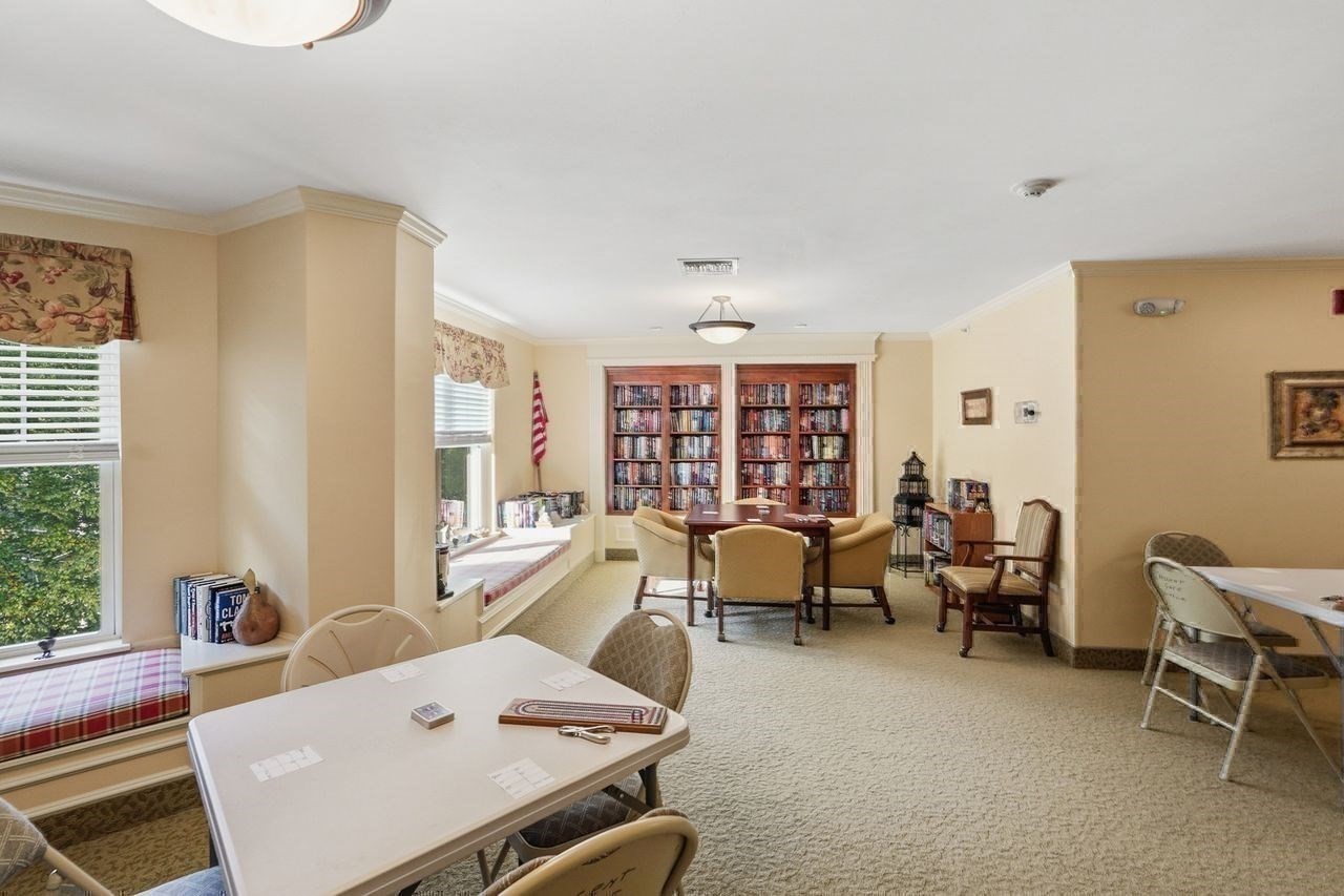 7 Crescent Way # 101 Property Photo 33