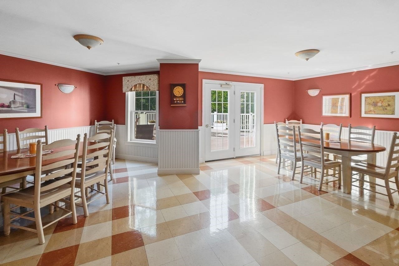 7 Crescent Way # 101 Property Photo 35