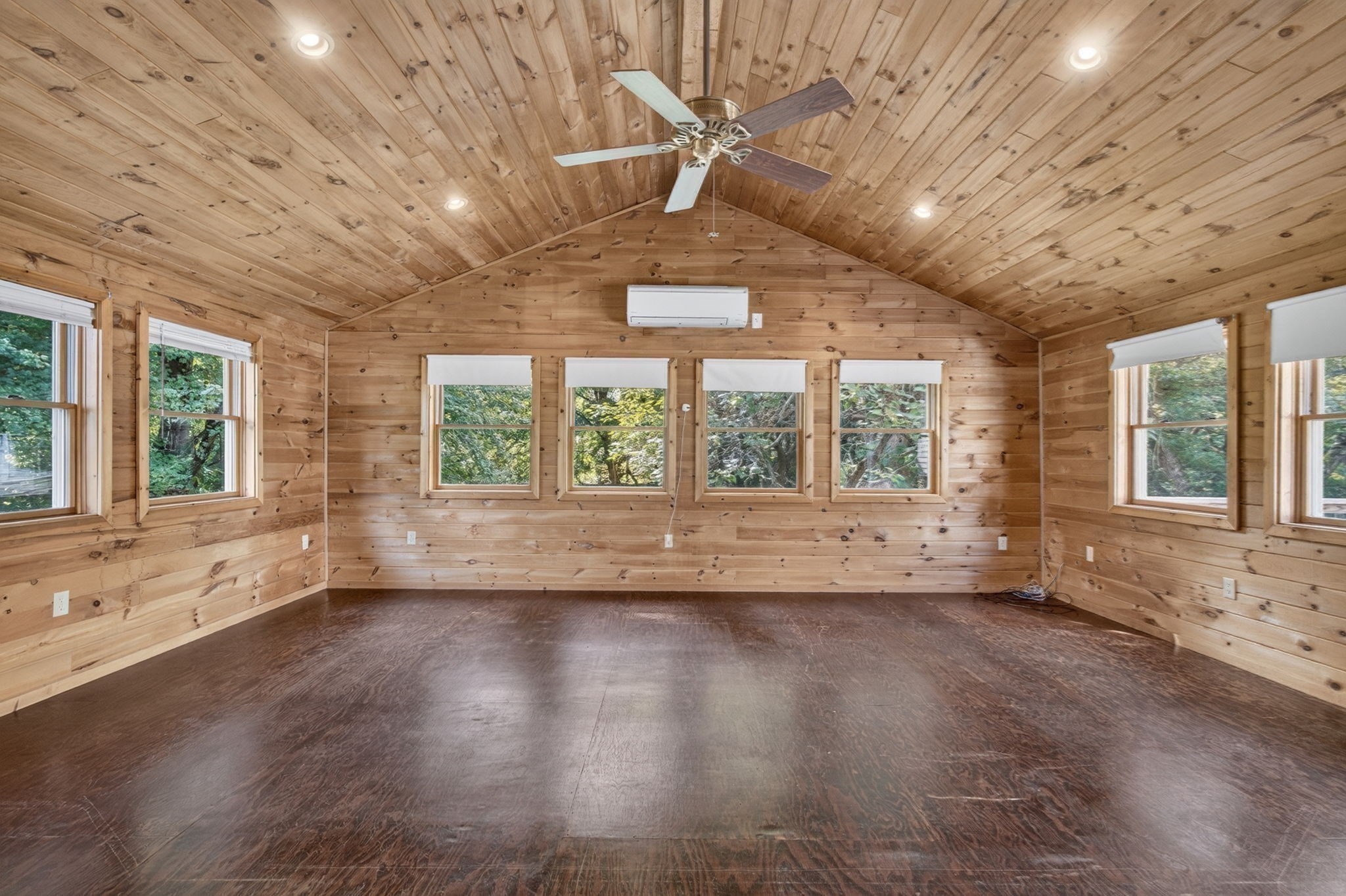 12 Sunset Property Photo 12