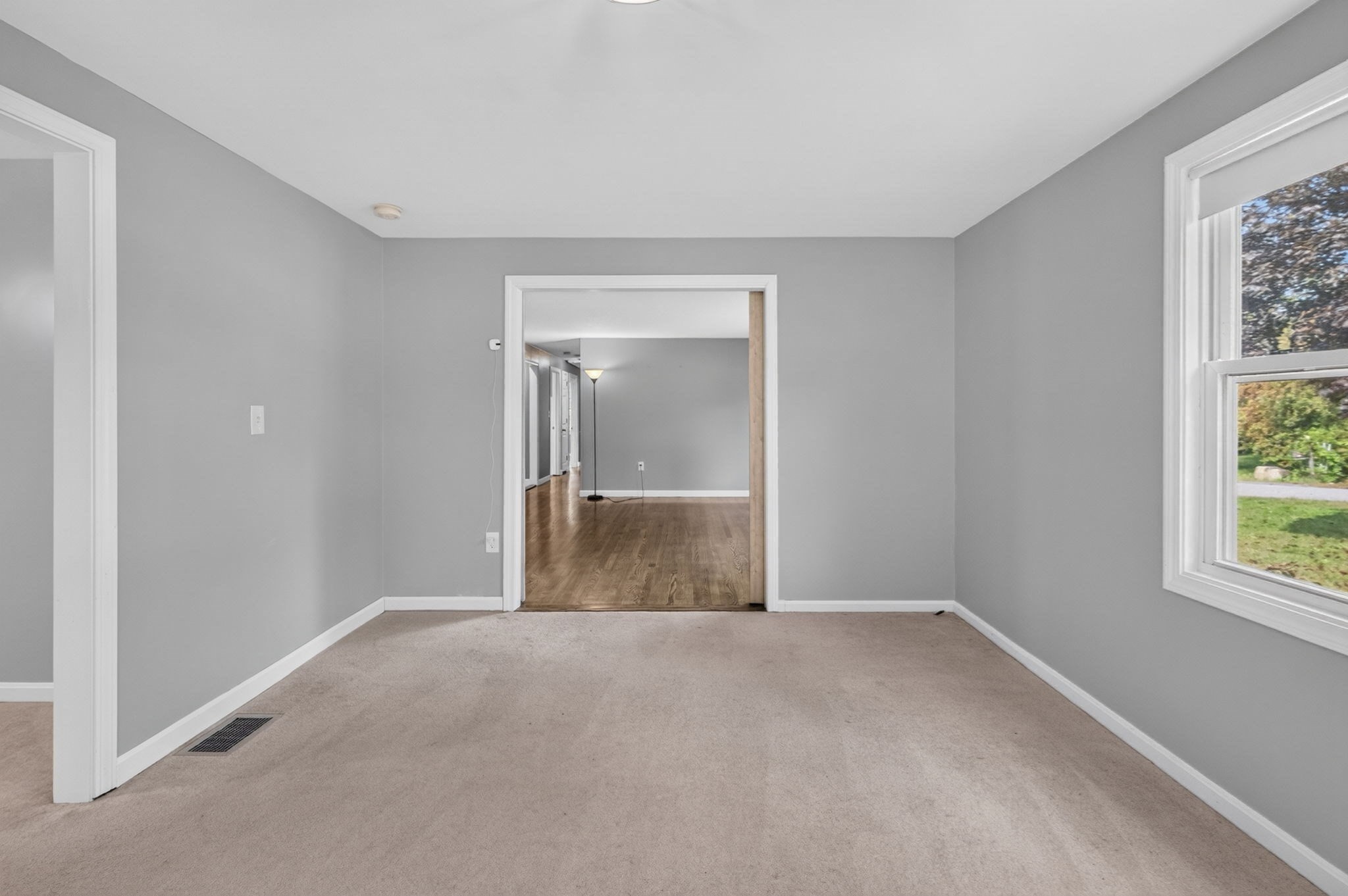 12 Sunset Property Photo 15