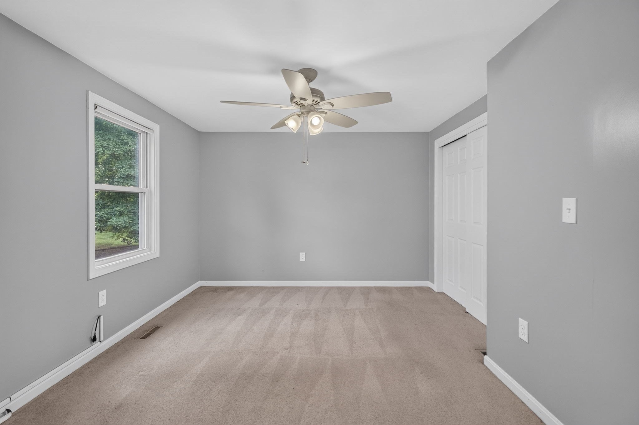 12 Sunset Property Photo 17