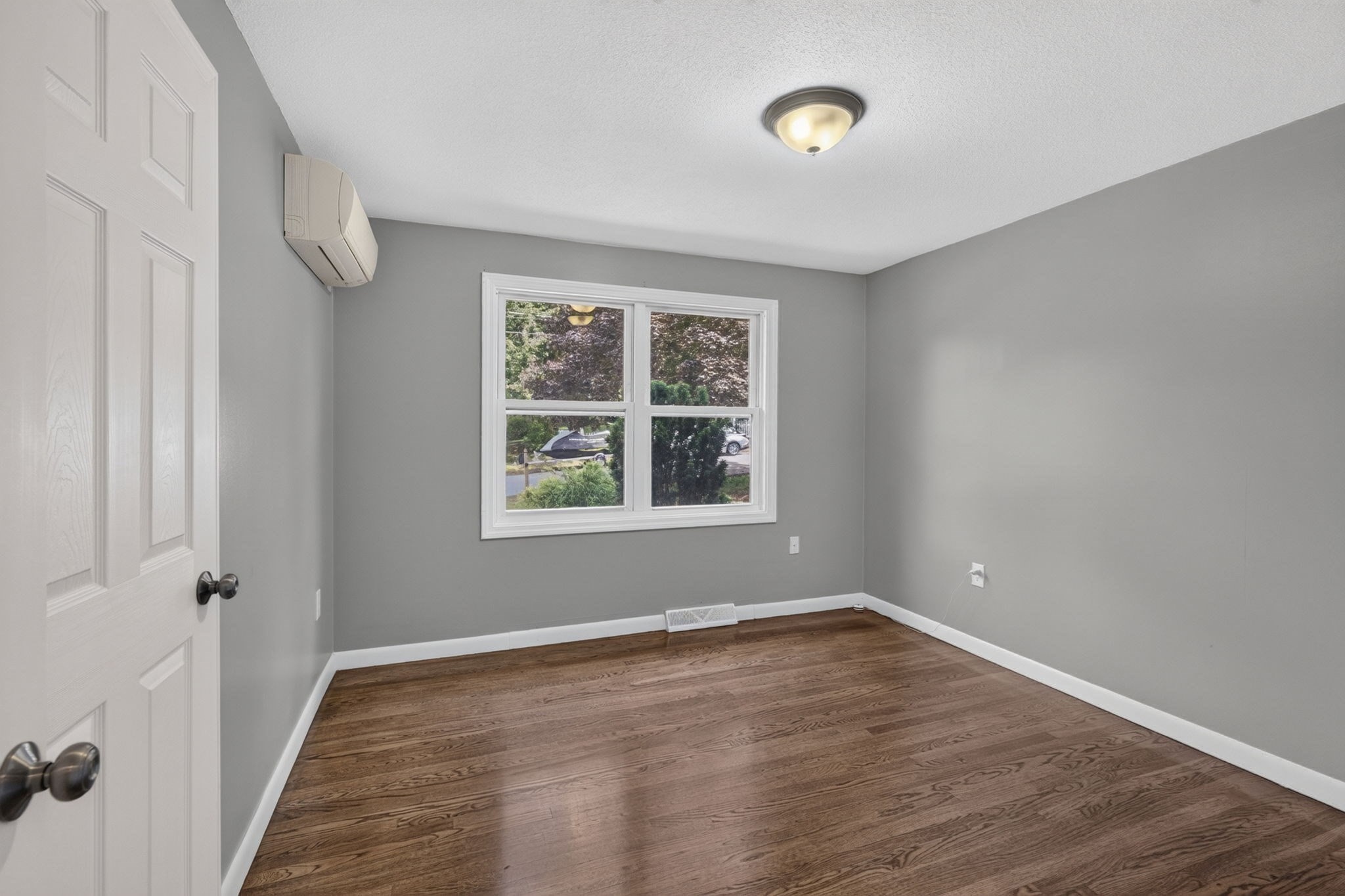 12 Sunset Property Photo 23