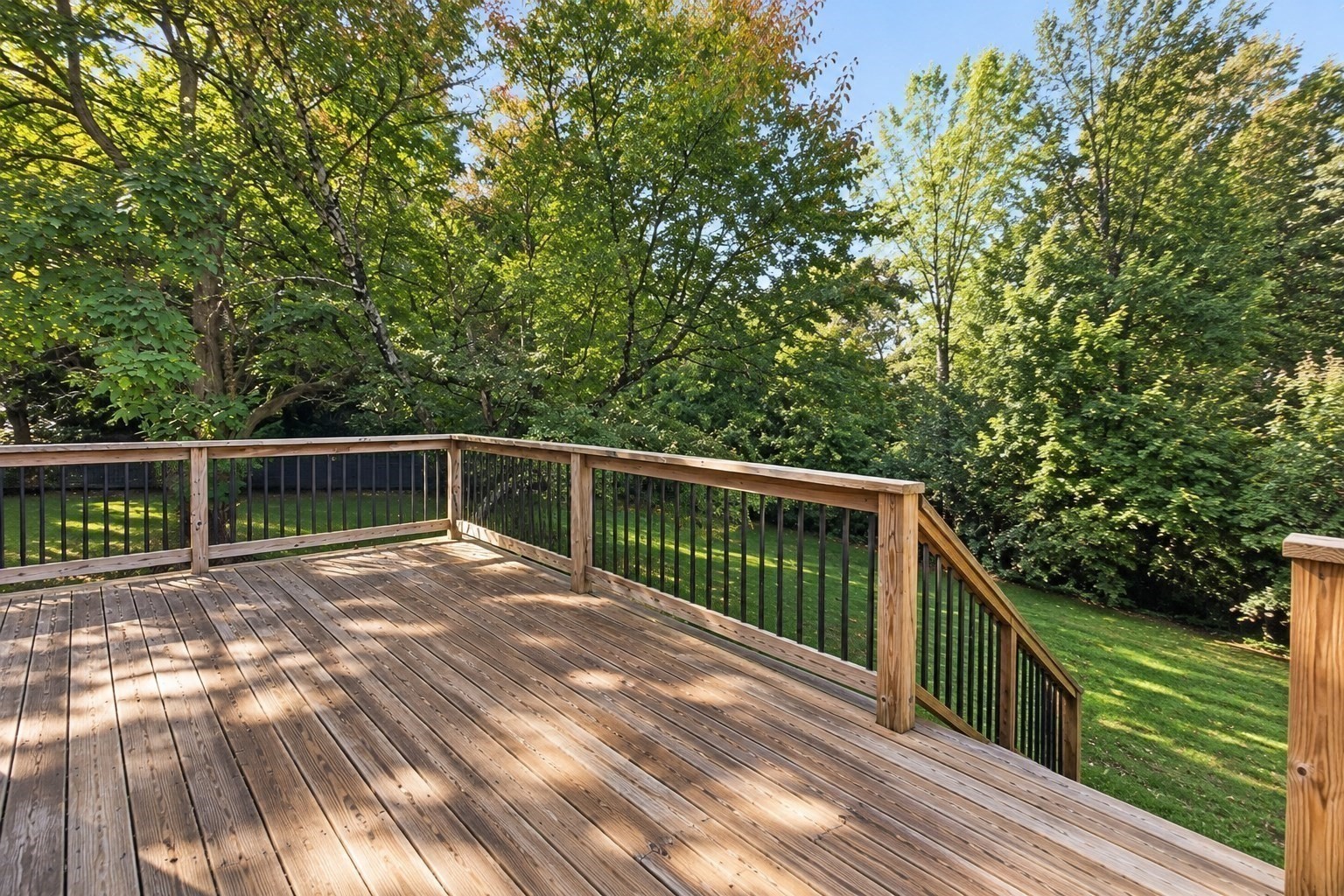 12 Sunset Property Photo 32