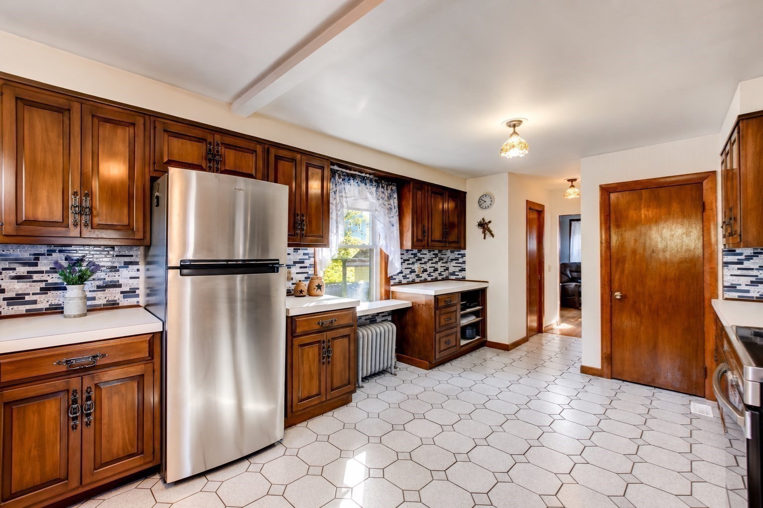 246 Chestnut Street Property Photo 6