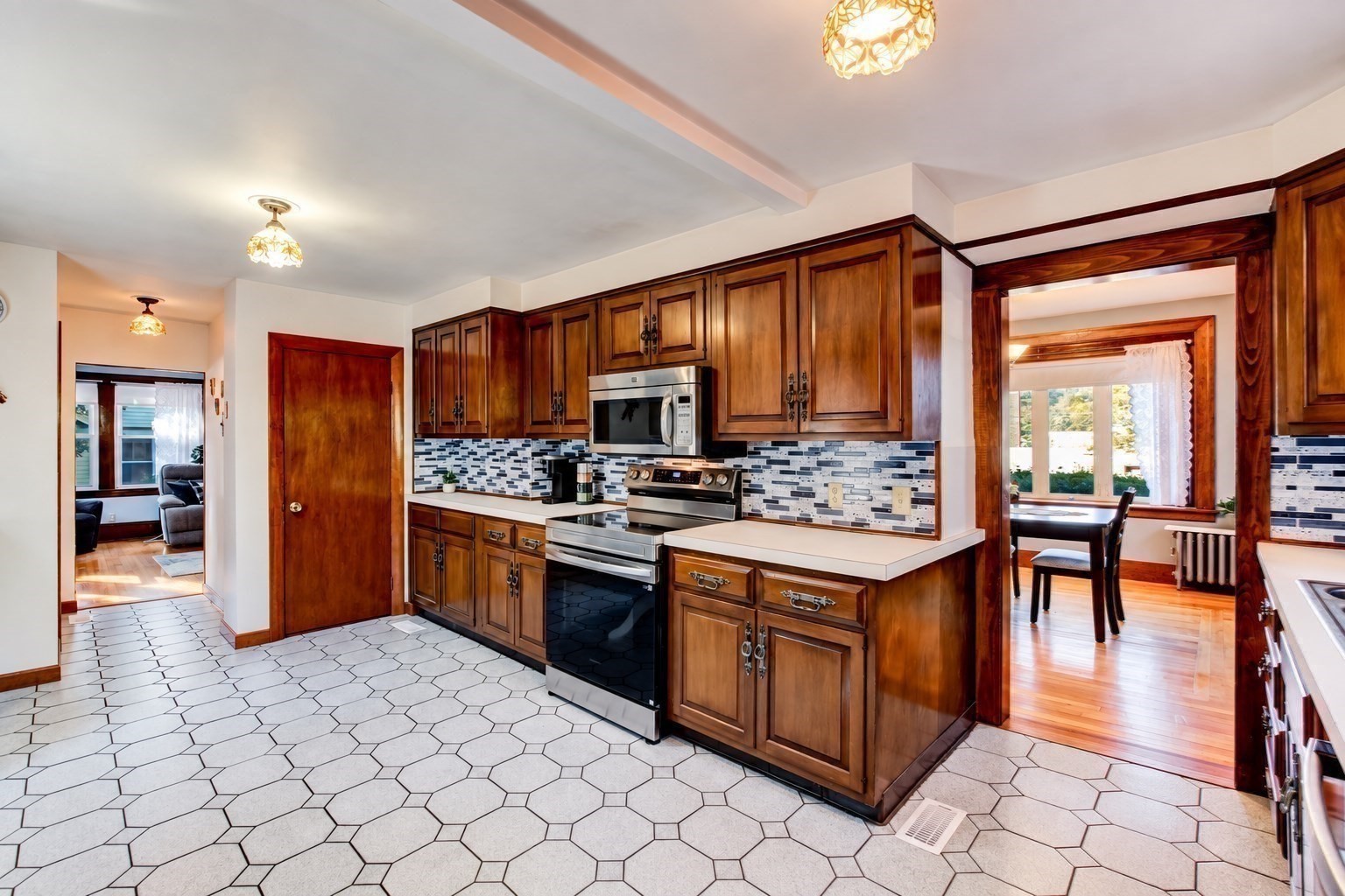 246 Chestnut Street Property Photo 7