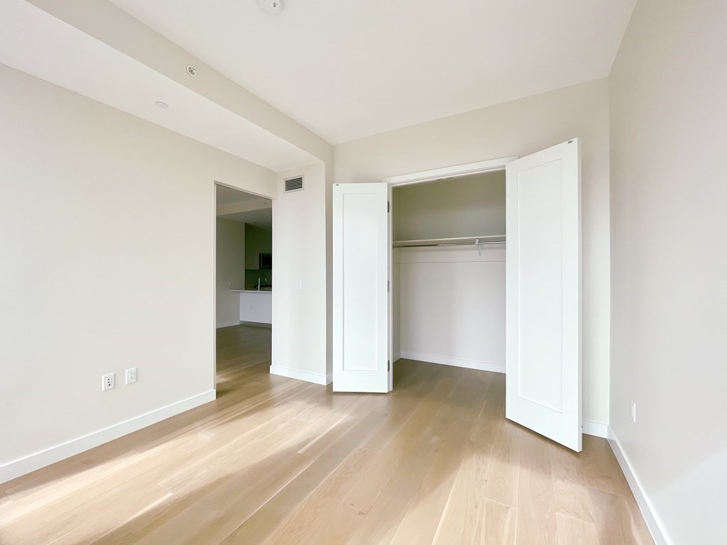 188 Brookline Ave # 27d Property Photo 13