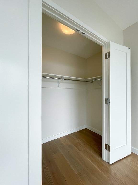188 Brookline Ave # 27d Property Photo 16