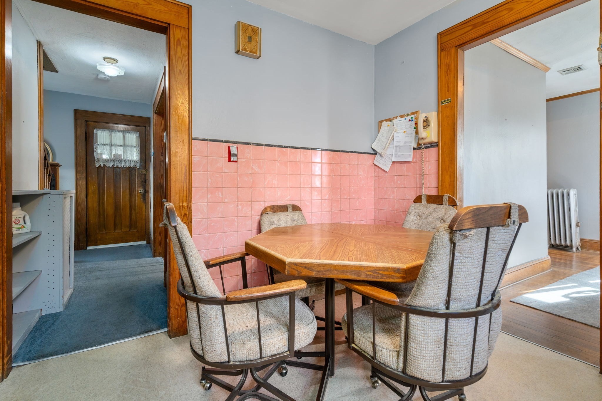 138 Forest St Property Photo 5