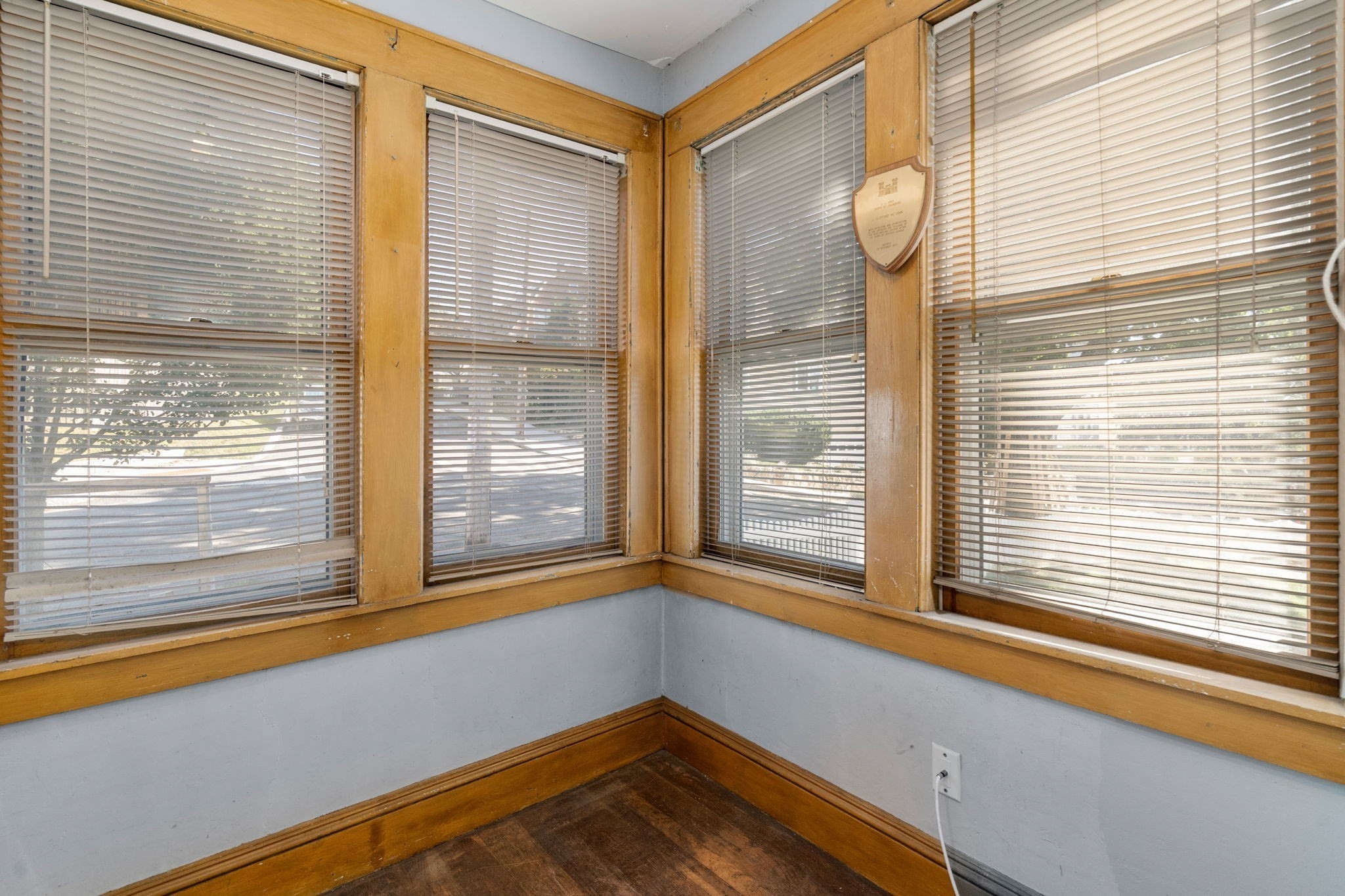 138 Forest St Property Photo 6