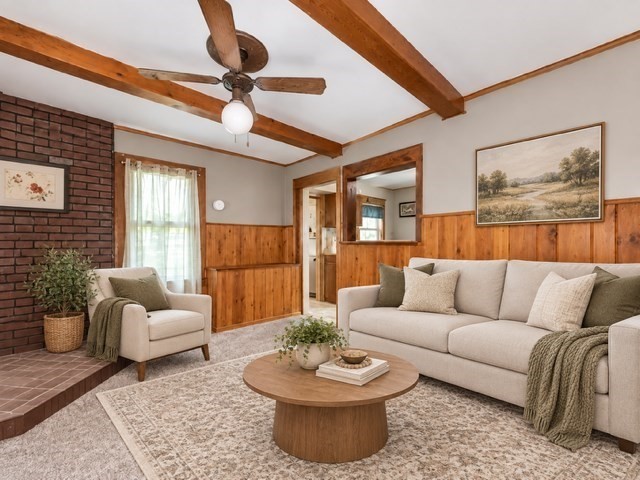 10 Cycle St Property Photo 6
