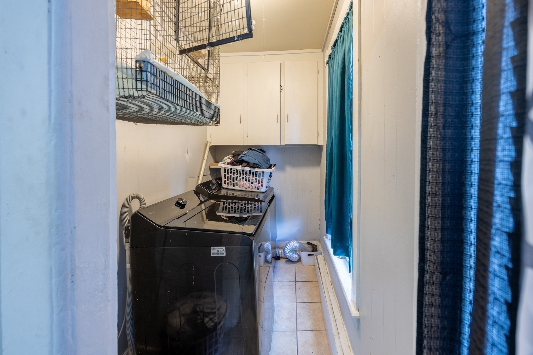 66 E Main St Property Photo 12