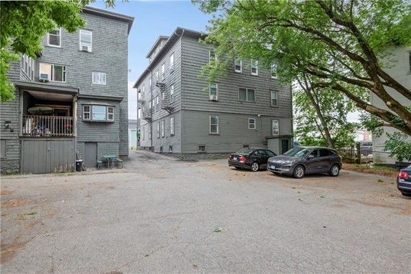 420 Rathbun St # 7 Property Photo 4
