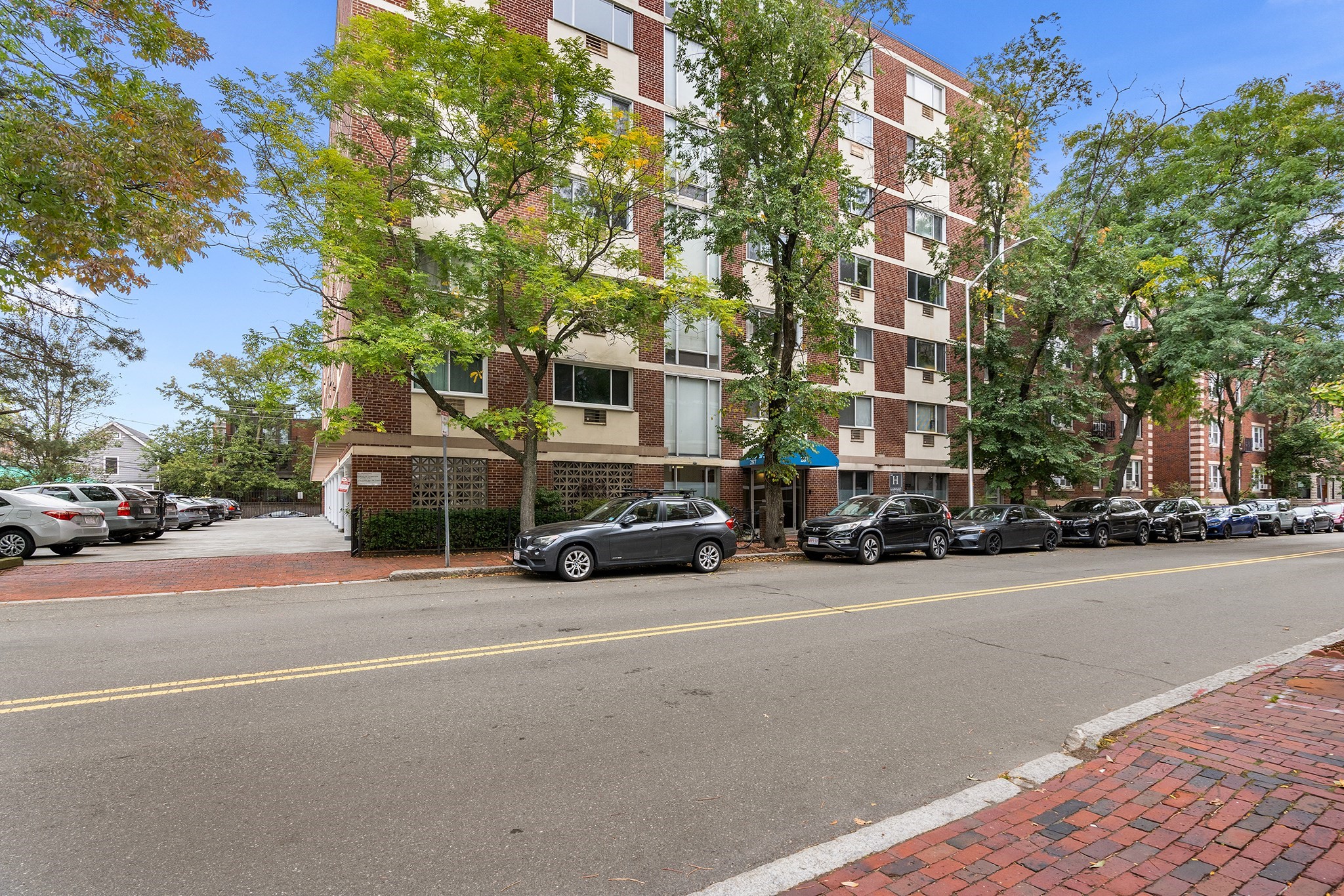 287 Harvard St # 26 Property Photo 1