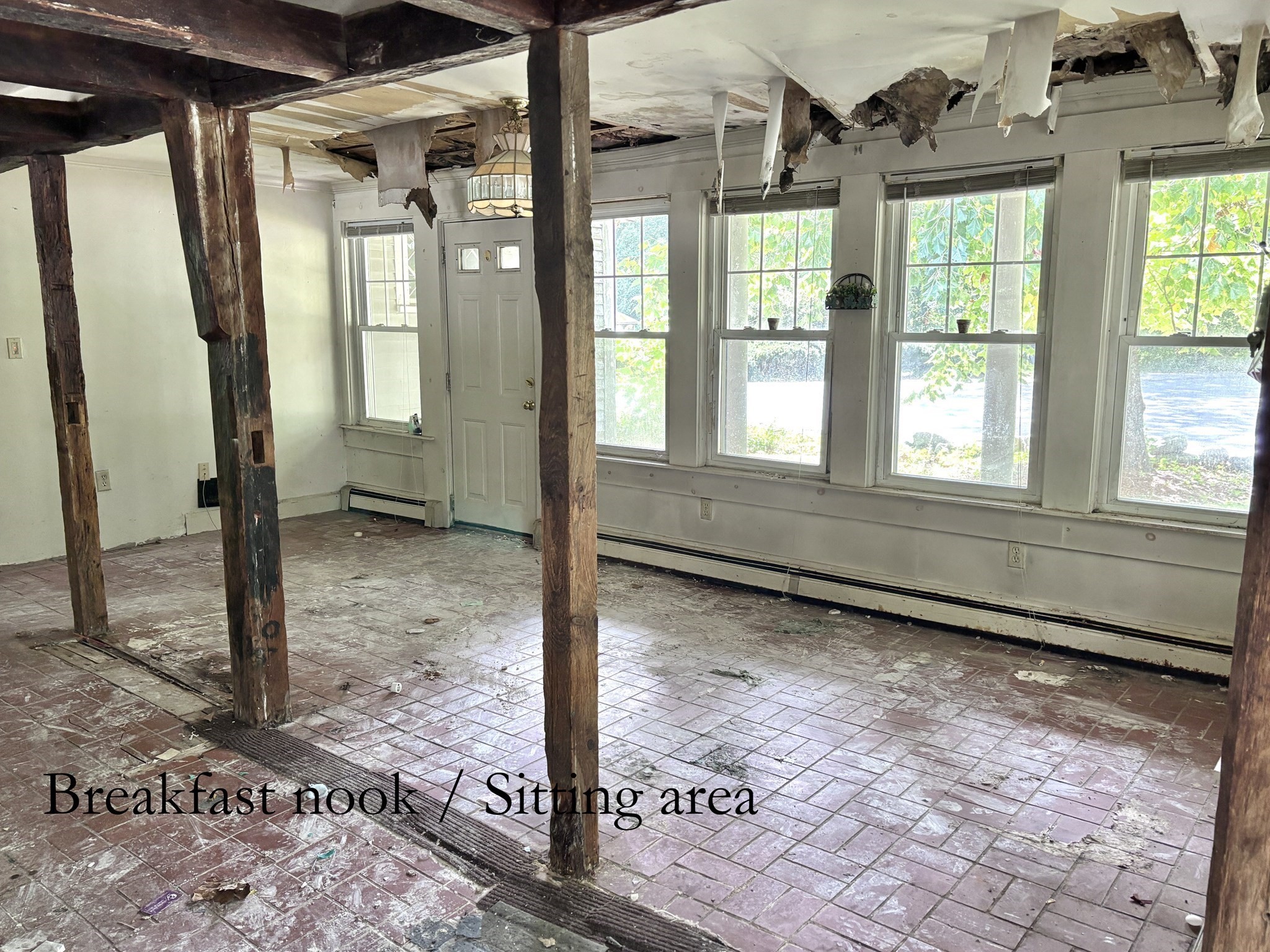 279 Oldham St Property Photo 4