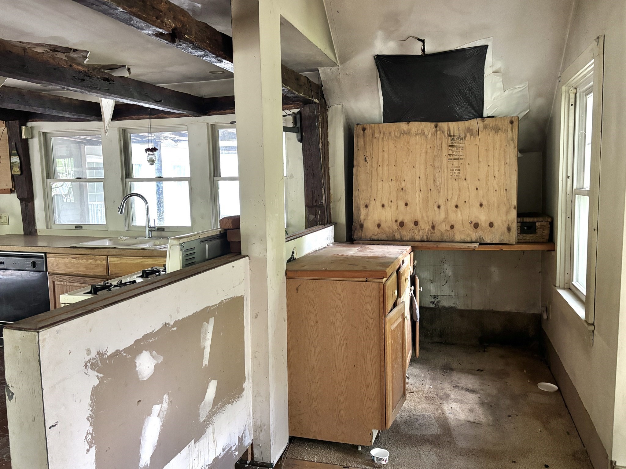 279 Oldham St Property Photo 7