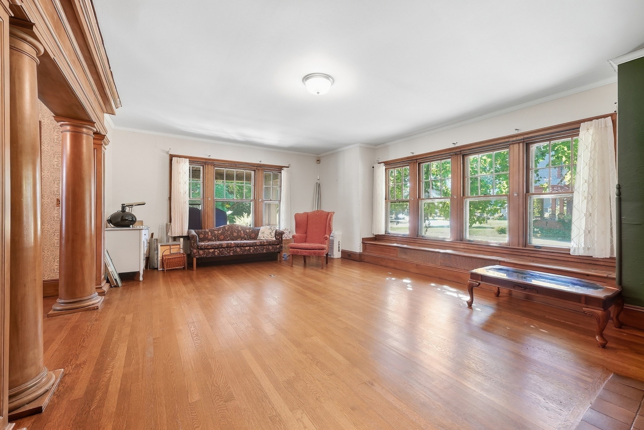 98 Bellevue Ave Property Photo 15