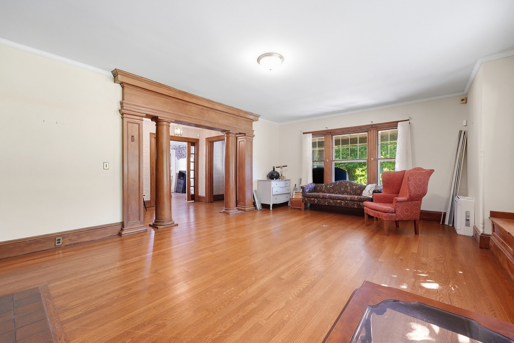 98 Bellevue Ave Property Photo 17