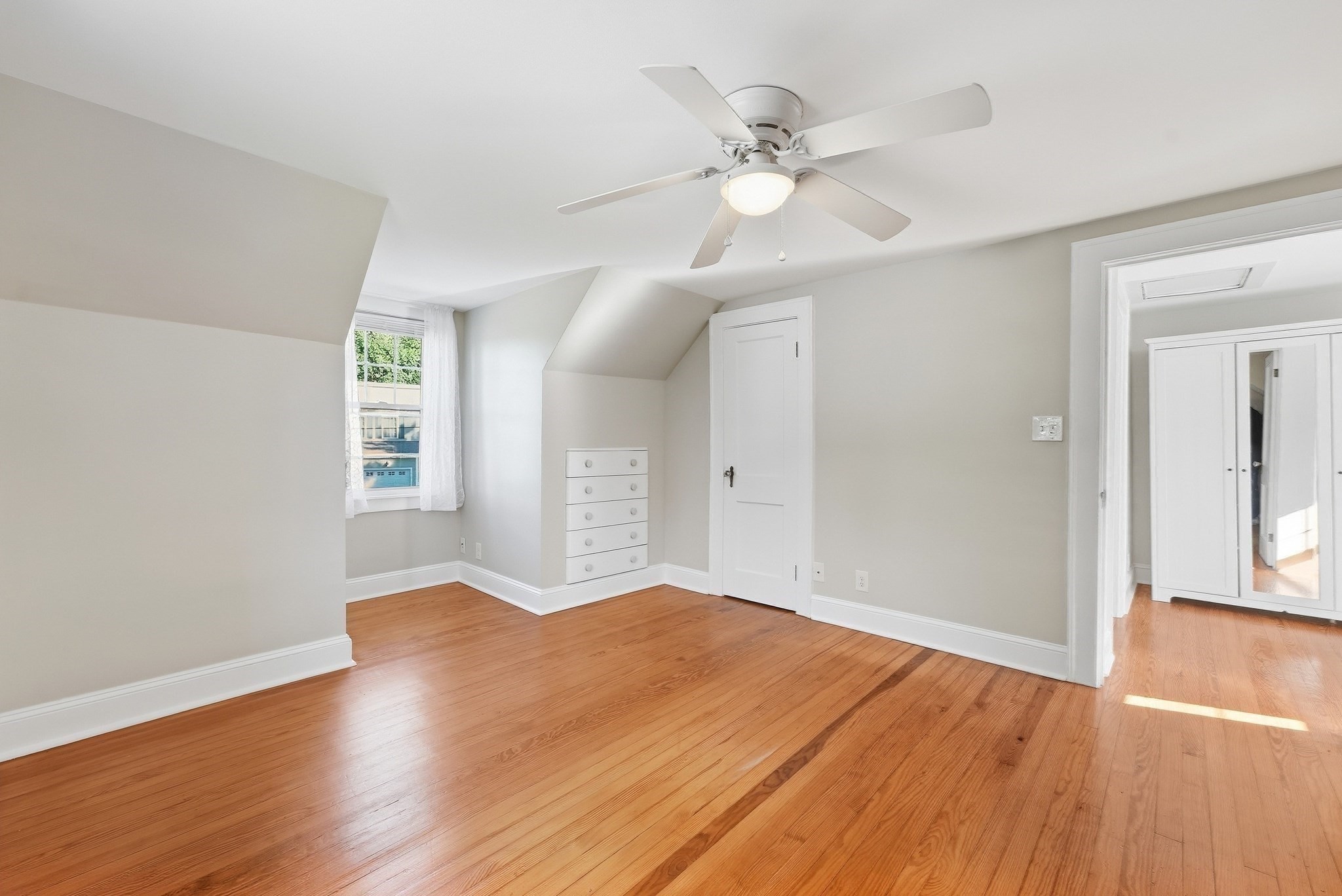 25 Dearborn Street Property Photo 22