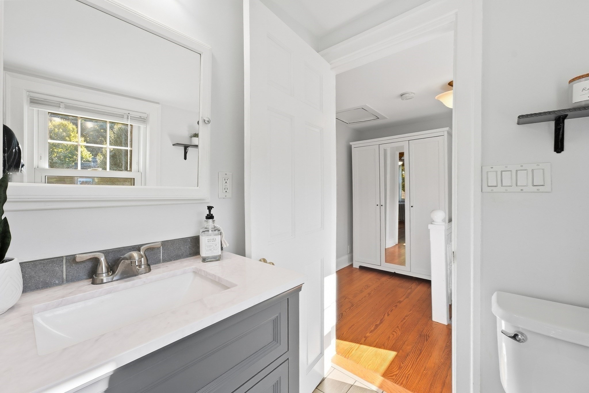 25 Dearborn Street Property Photo 23
