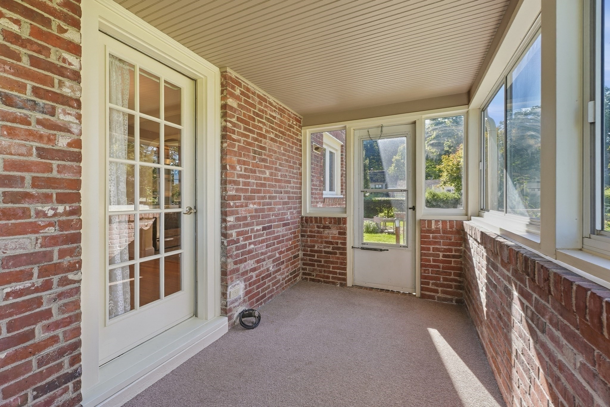 25 Dearborn Street Property Photo 28