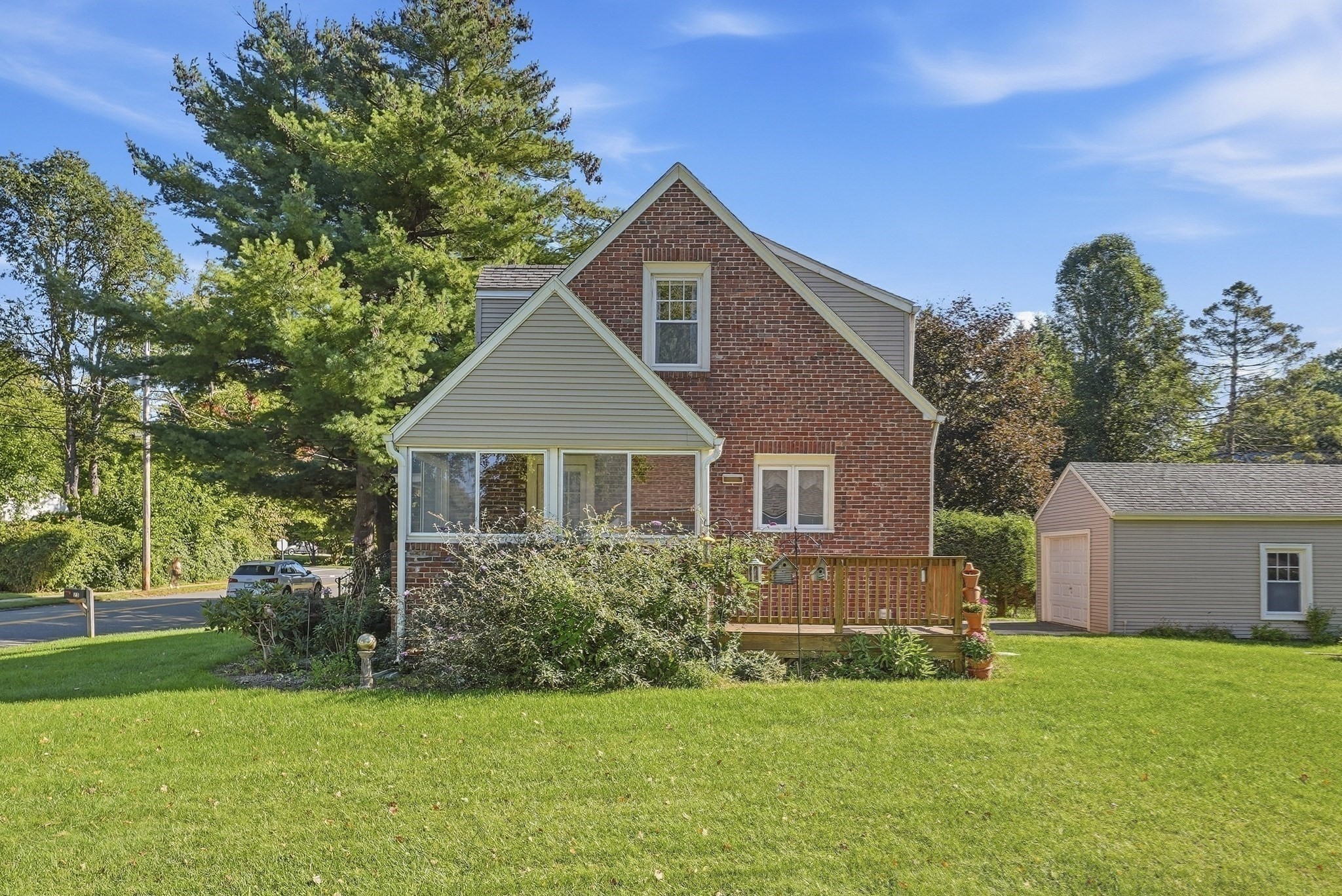 25 Dearborn Street Property Photo 29