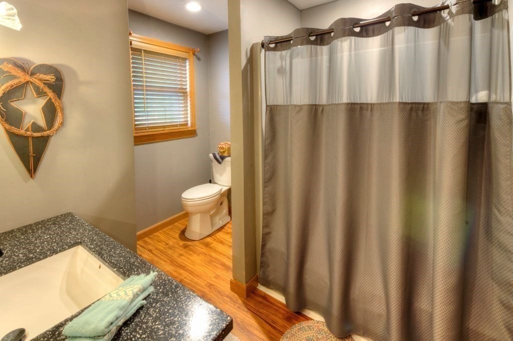 352 Lake Ave. Property Photo 15