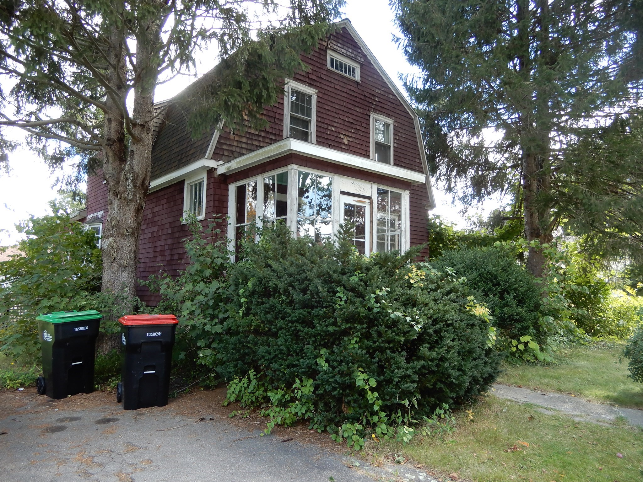 39 Baker St Property Photo 5