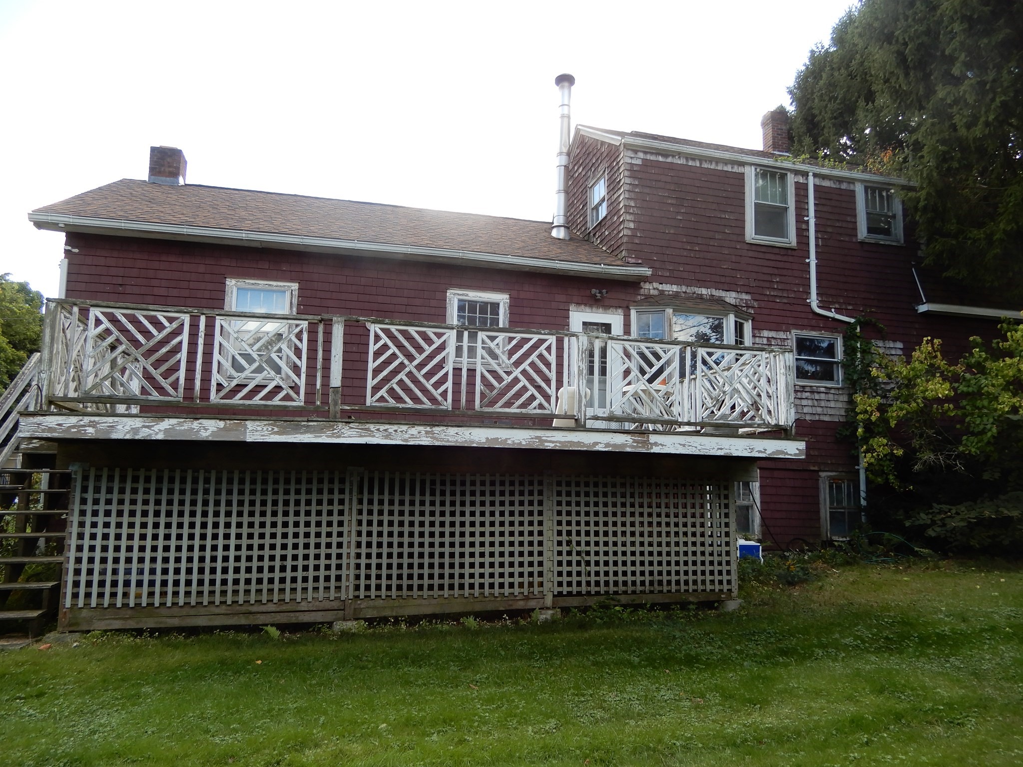 39 Baker St Property Photo 6
