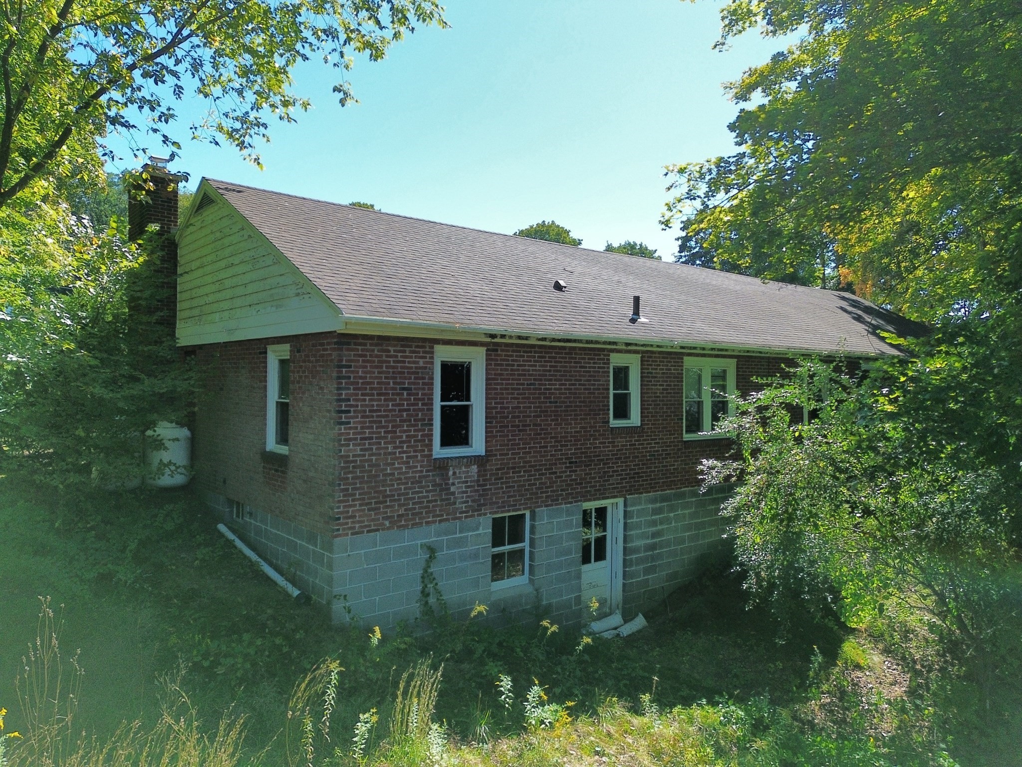 602 Bernardston Rd Property Photo 7