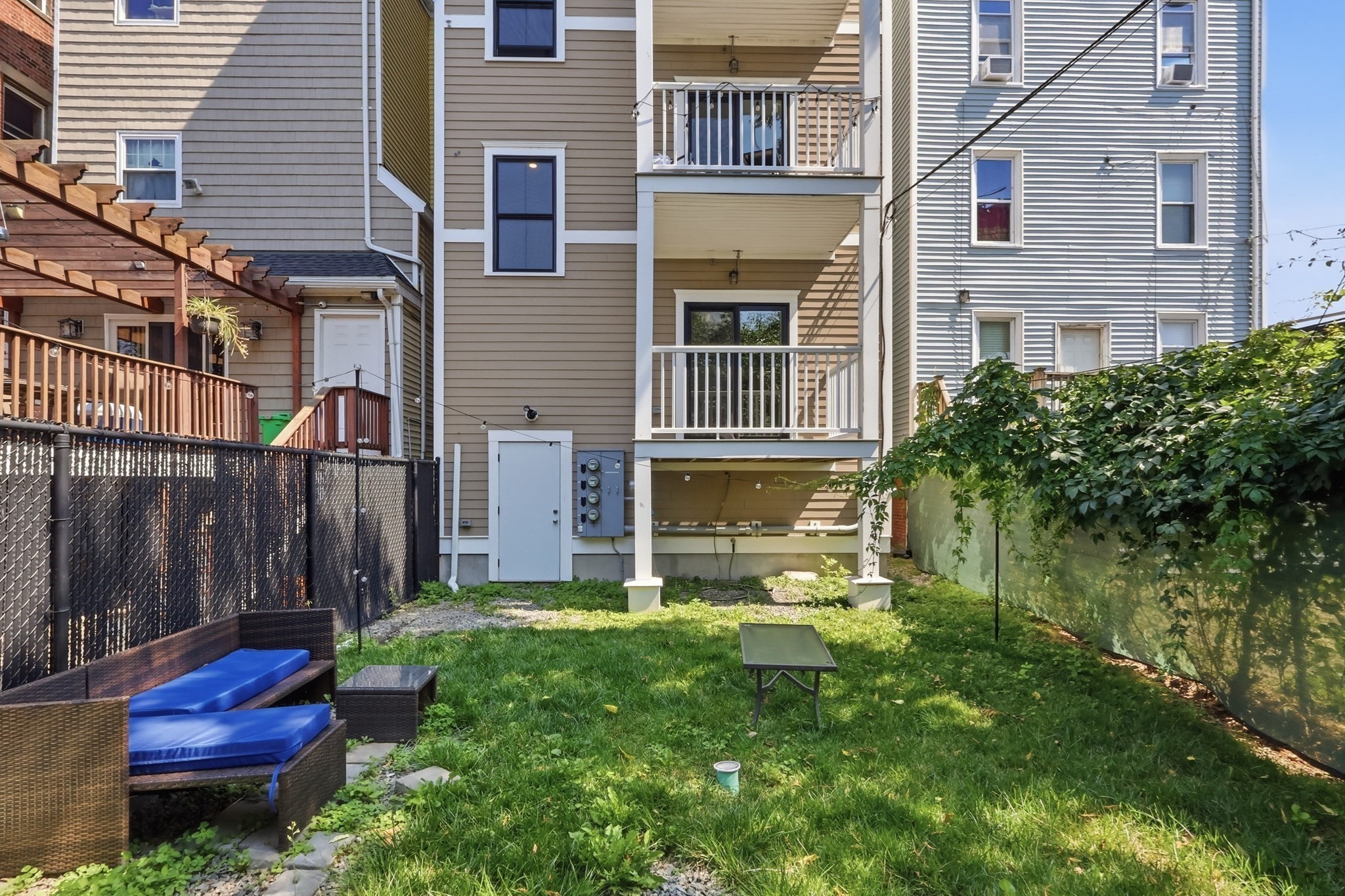 134 Chelsea St # 1a Property Photo 19