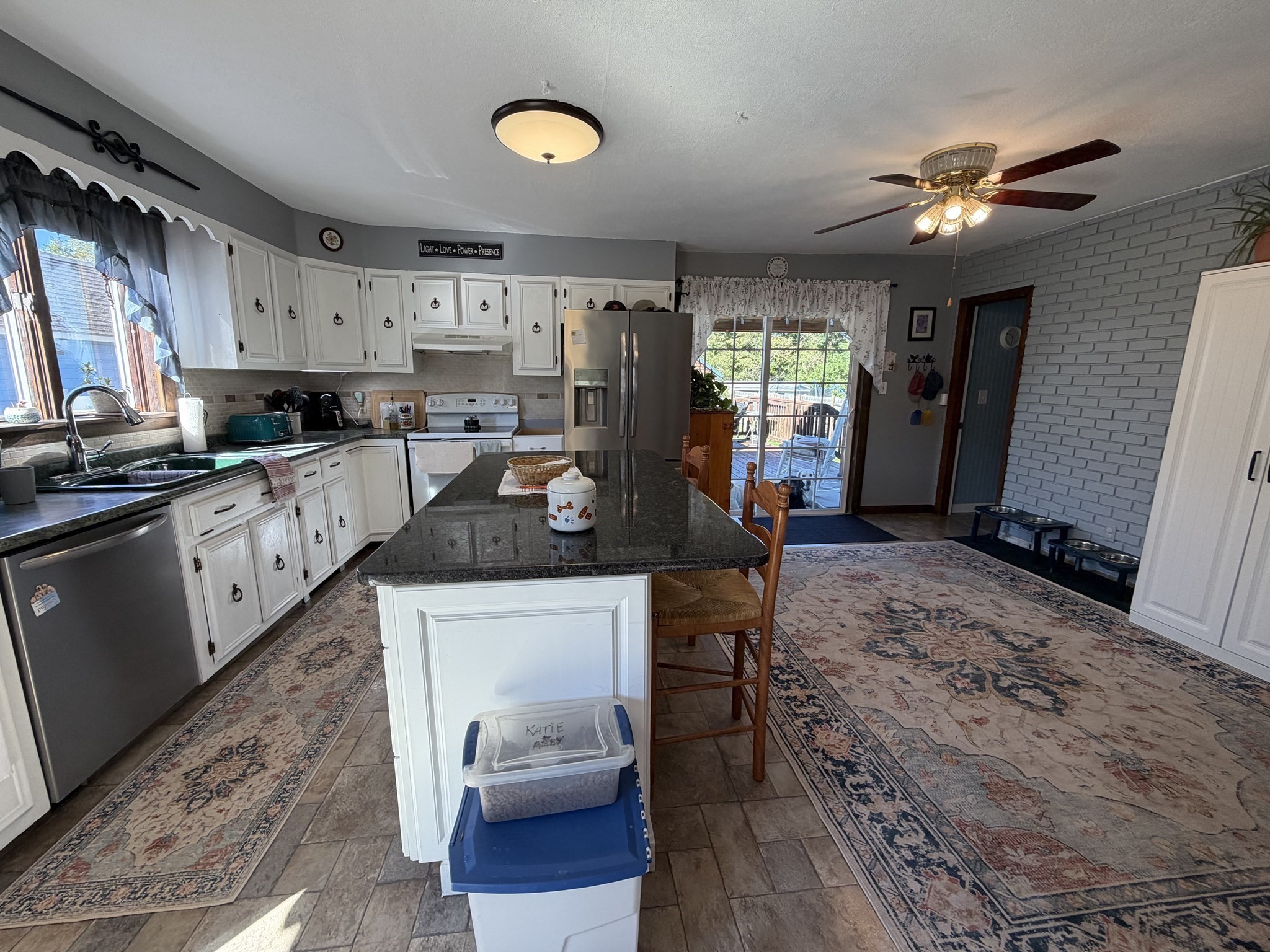 24 Prentiss Street Property Photo 6