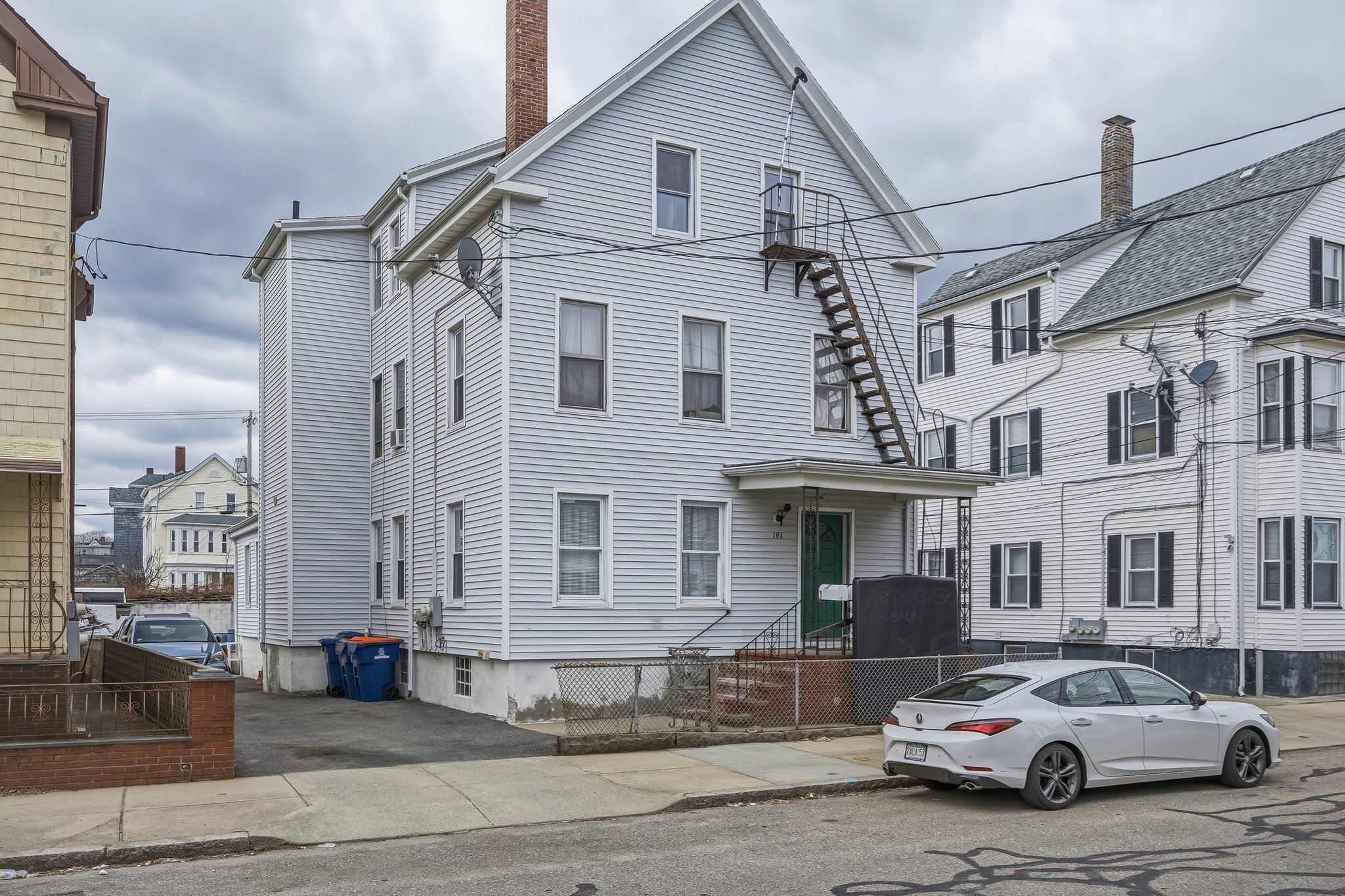 191 Bonney St Property Photo 2