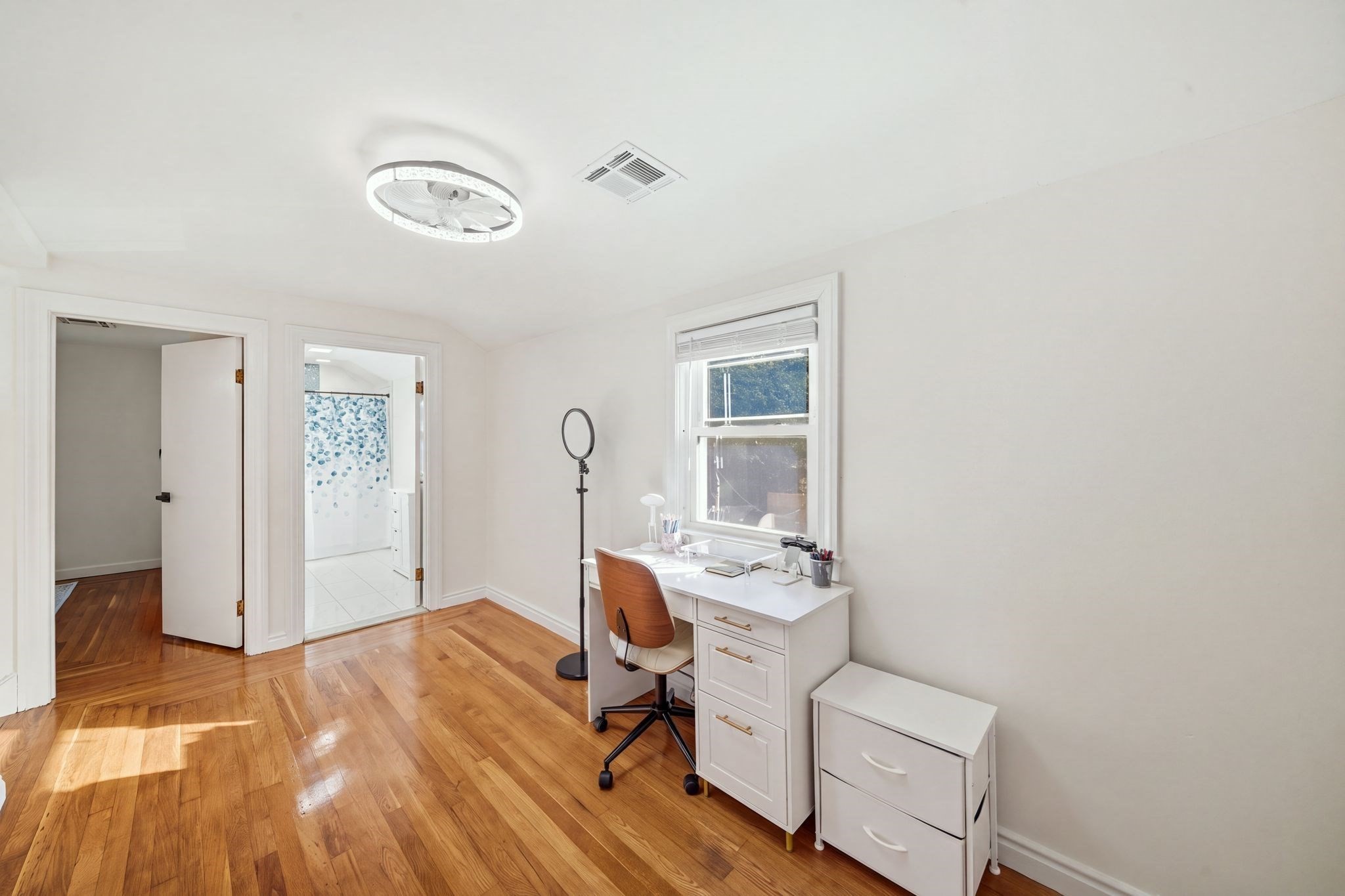 856 Newport Ave Property Photo 24