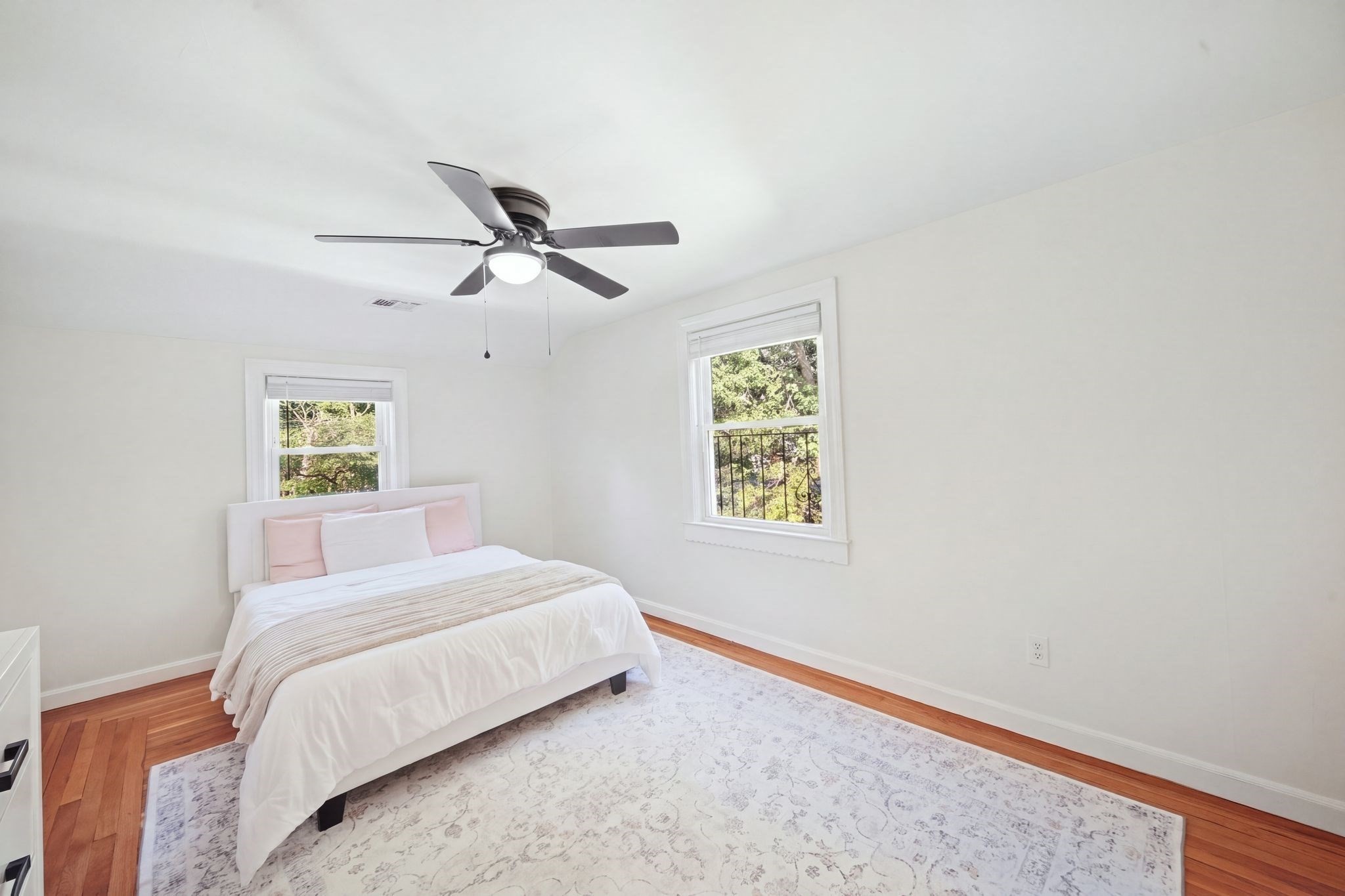 856 Newport Ave Property Photo 25