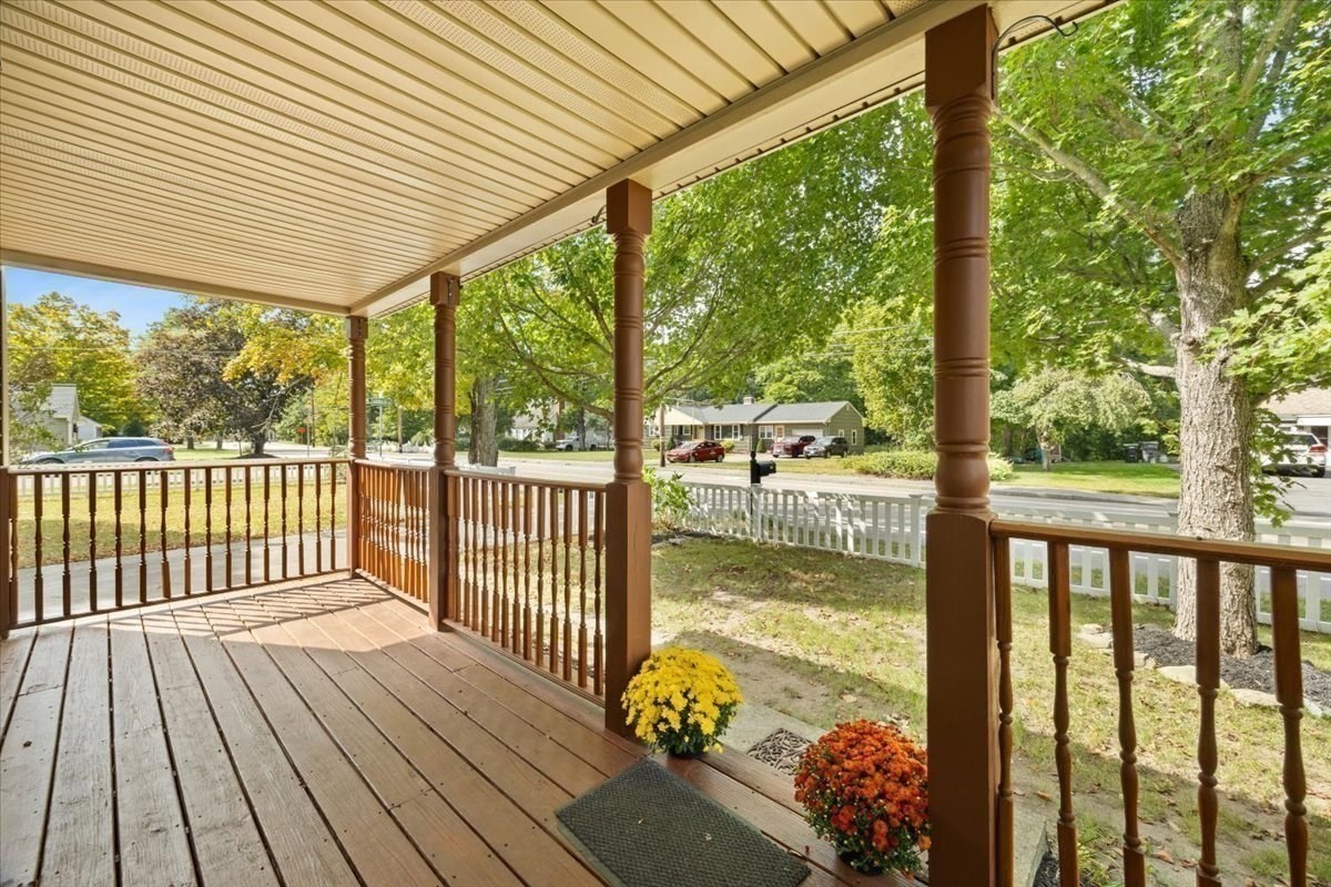 421 North Main Street Property Photo 5