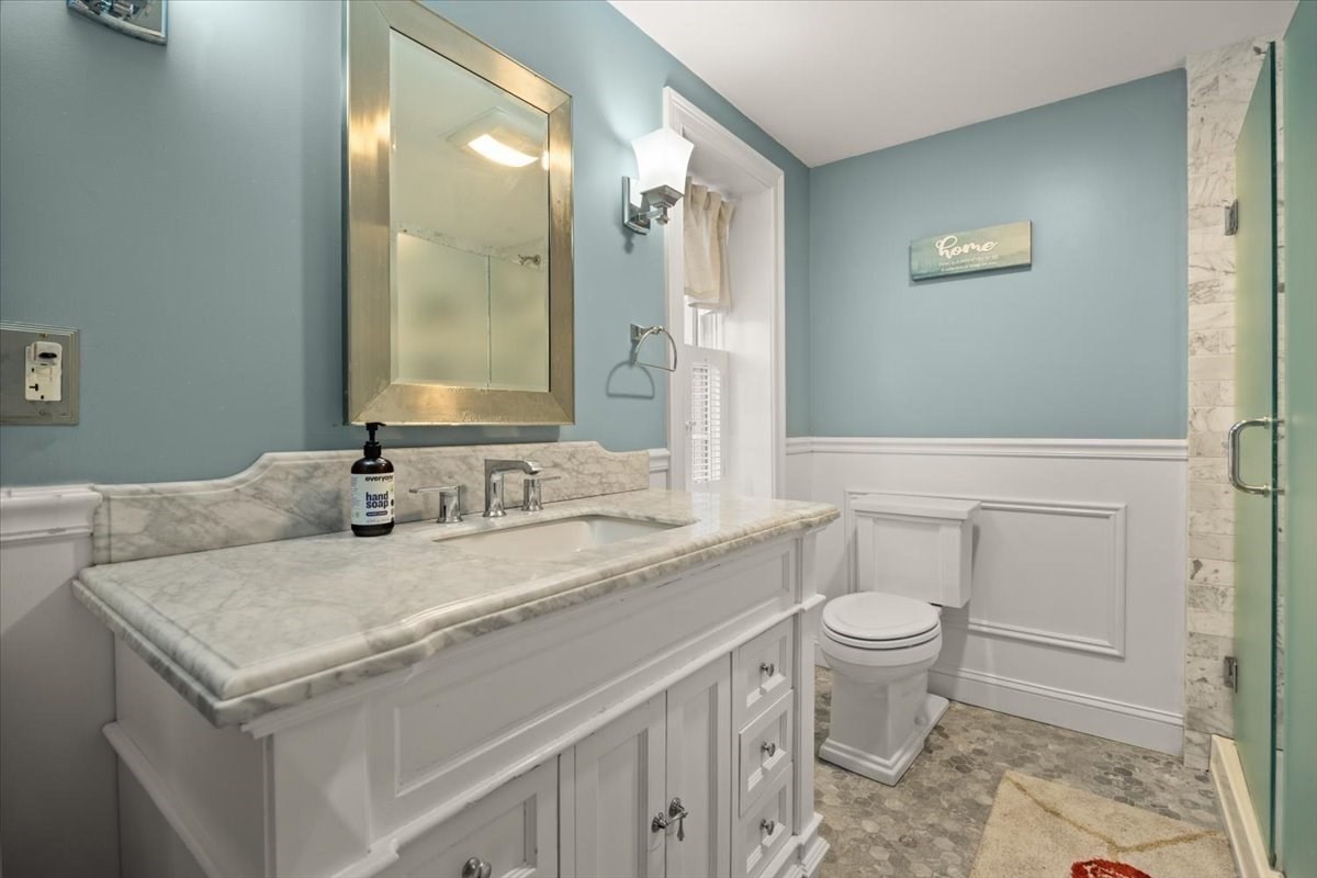 421 North Main Street Property Photo 23