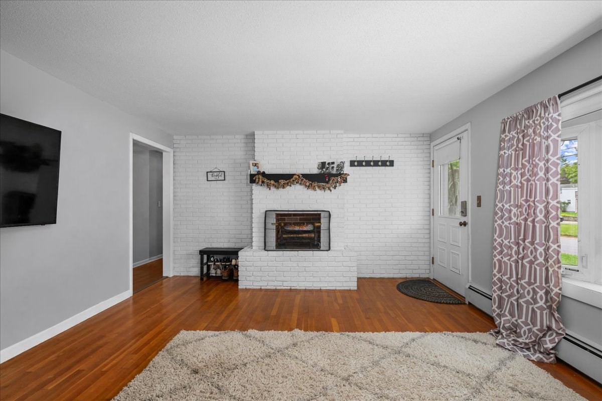 3 Vine St Property Photo 4