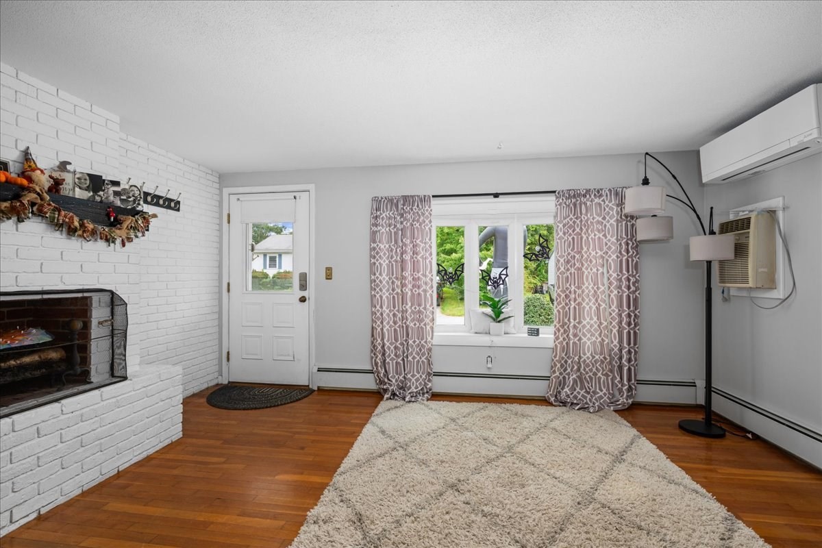 3 Vine St Property Photo 6