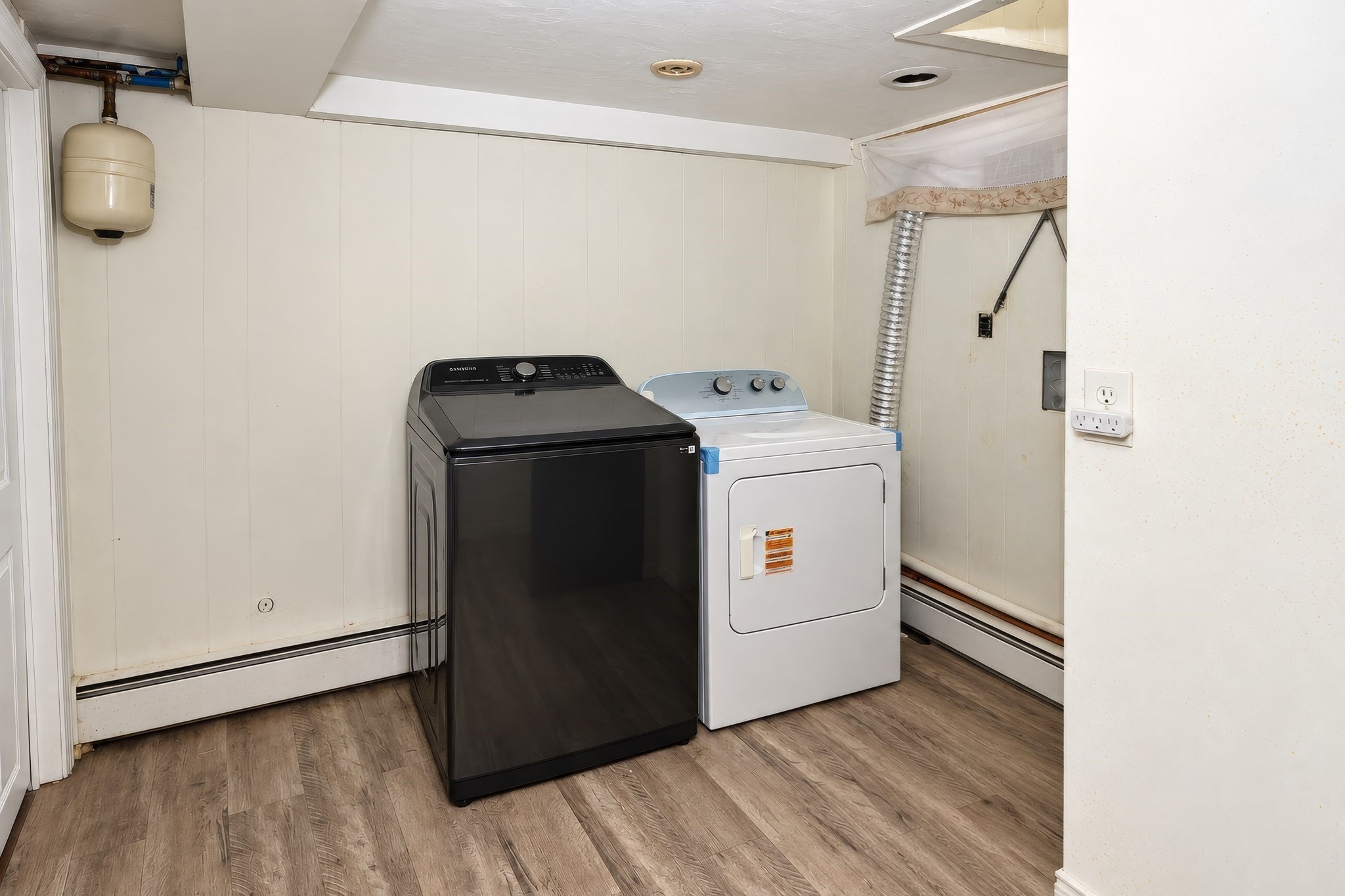 126 Whittier Avenue Property Photo 16