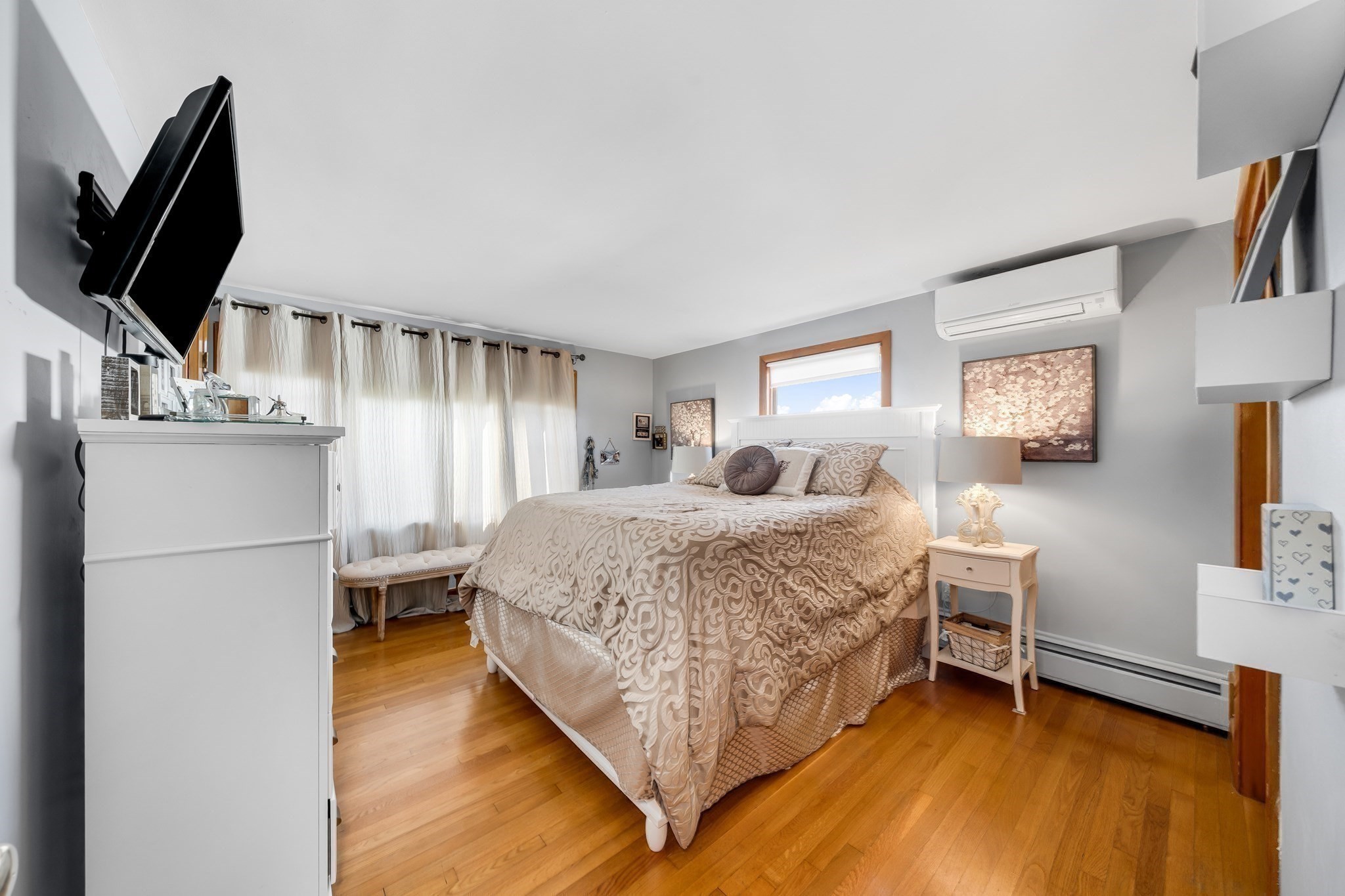 45 Sigourney St Property Photo 11