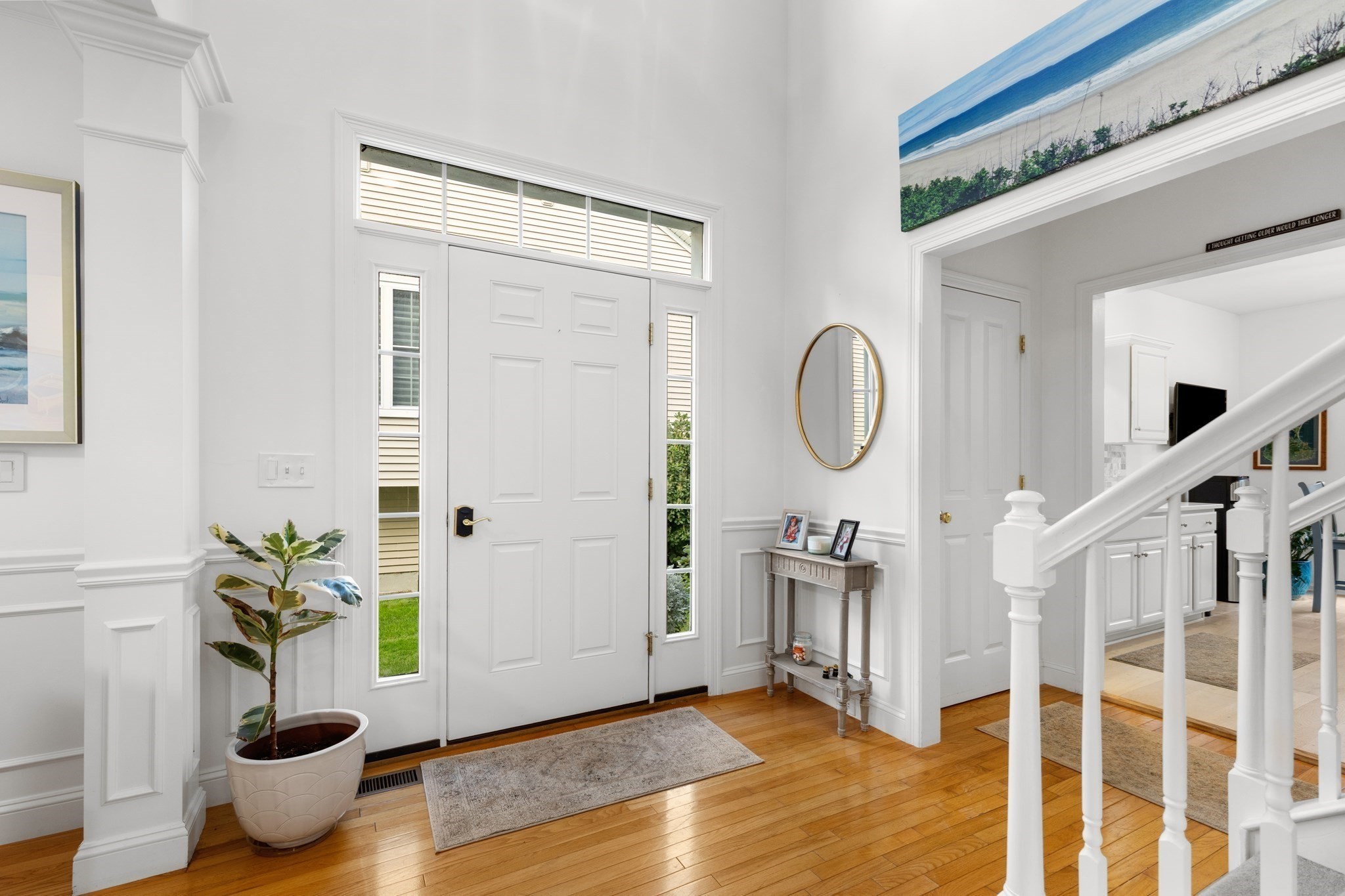 7 White Trellis Property Photo 7