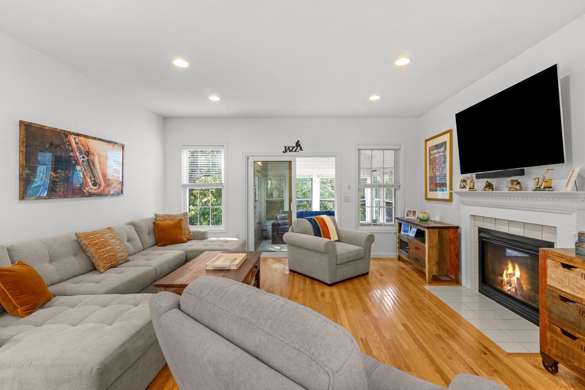 7 White Trellis Property Photo 18