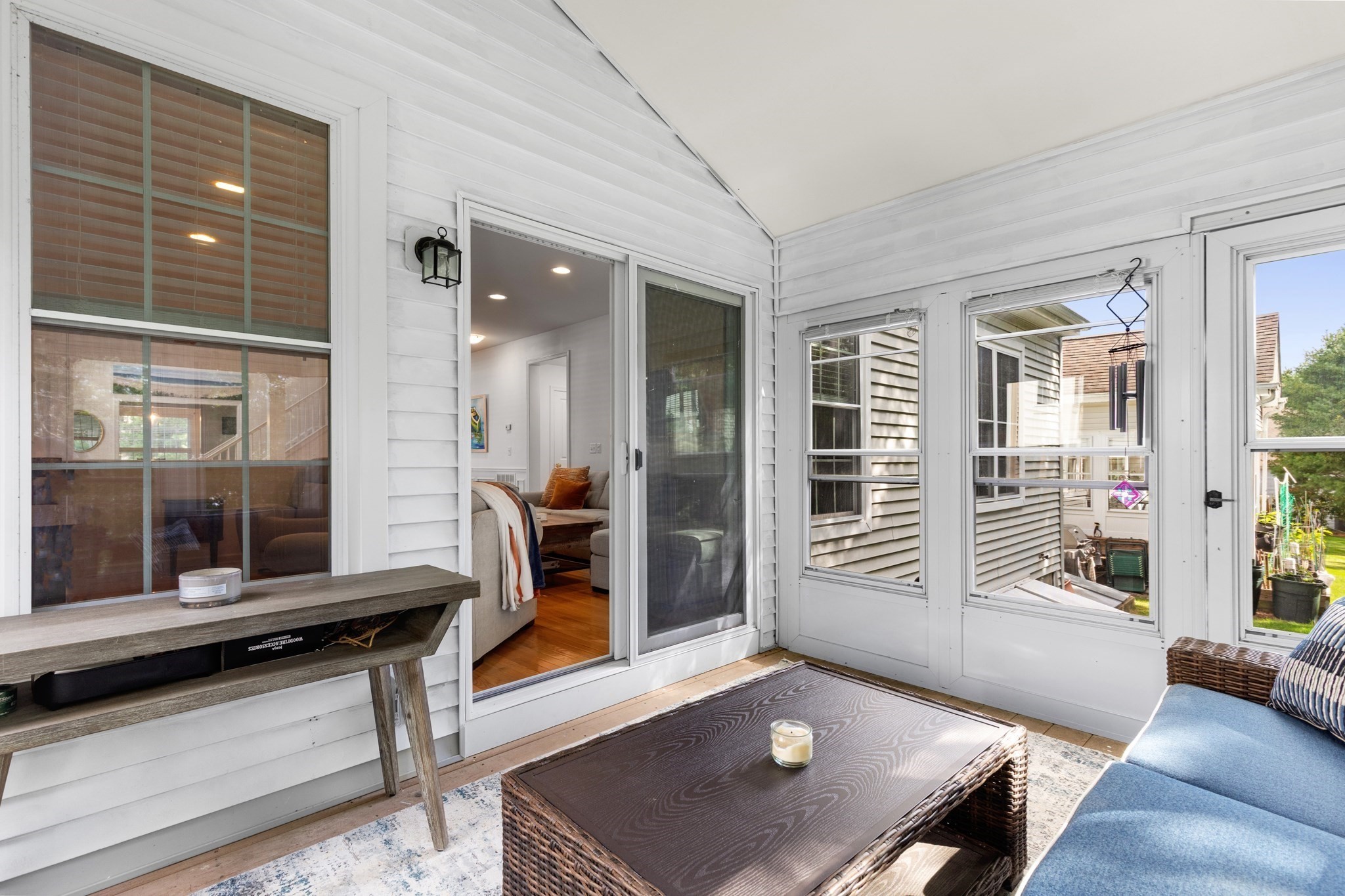 7 White Trellis Property Photo 24