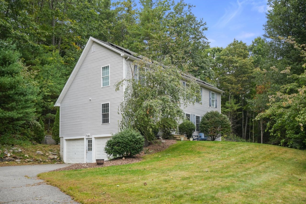 115 Farm Pond Road Property Photo 2